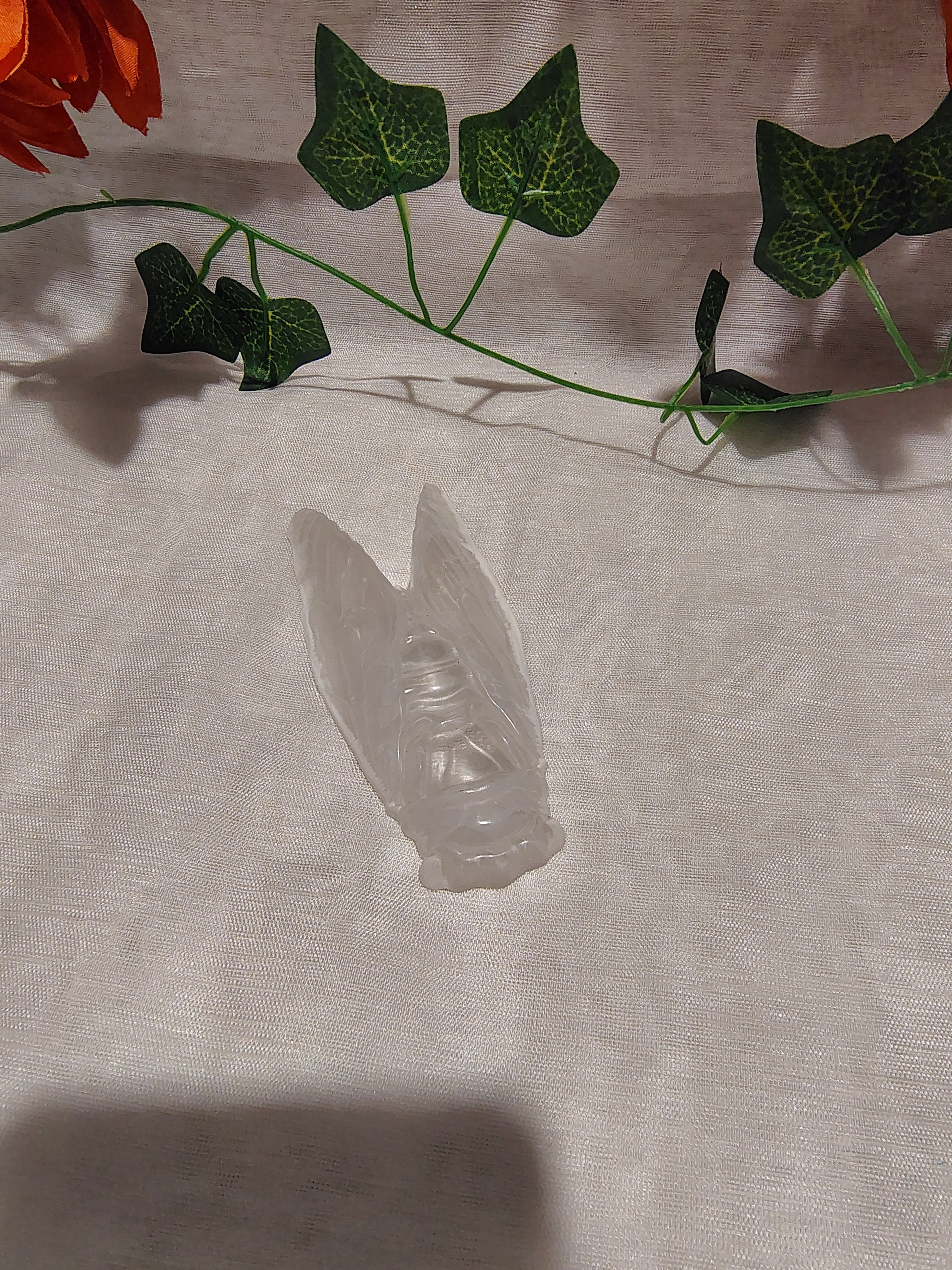 Cigale décorative en résine époxy fait main – Objet de décoration artisanale