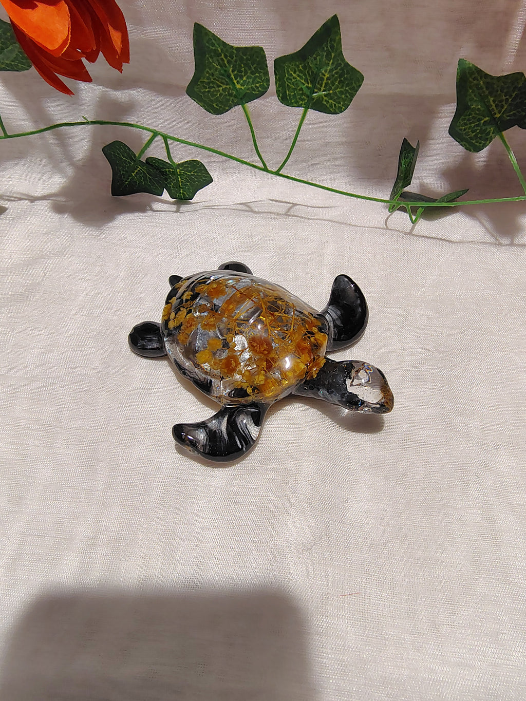 Tortue décorative en résine époxy fait main – Objet de décoration zen et artisanal