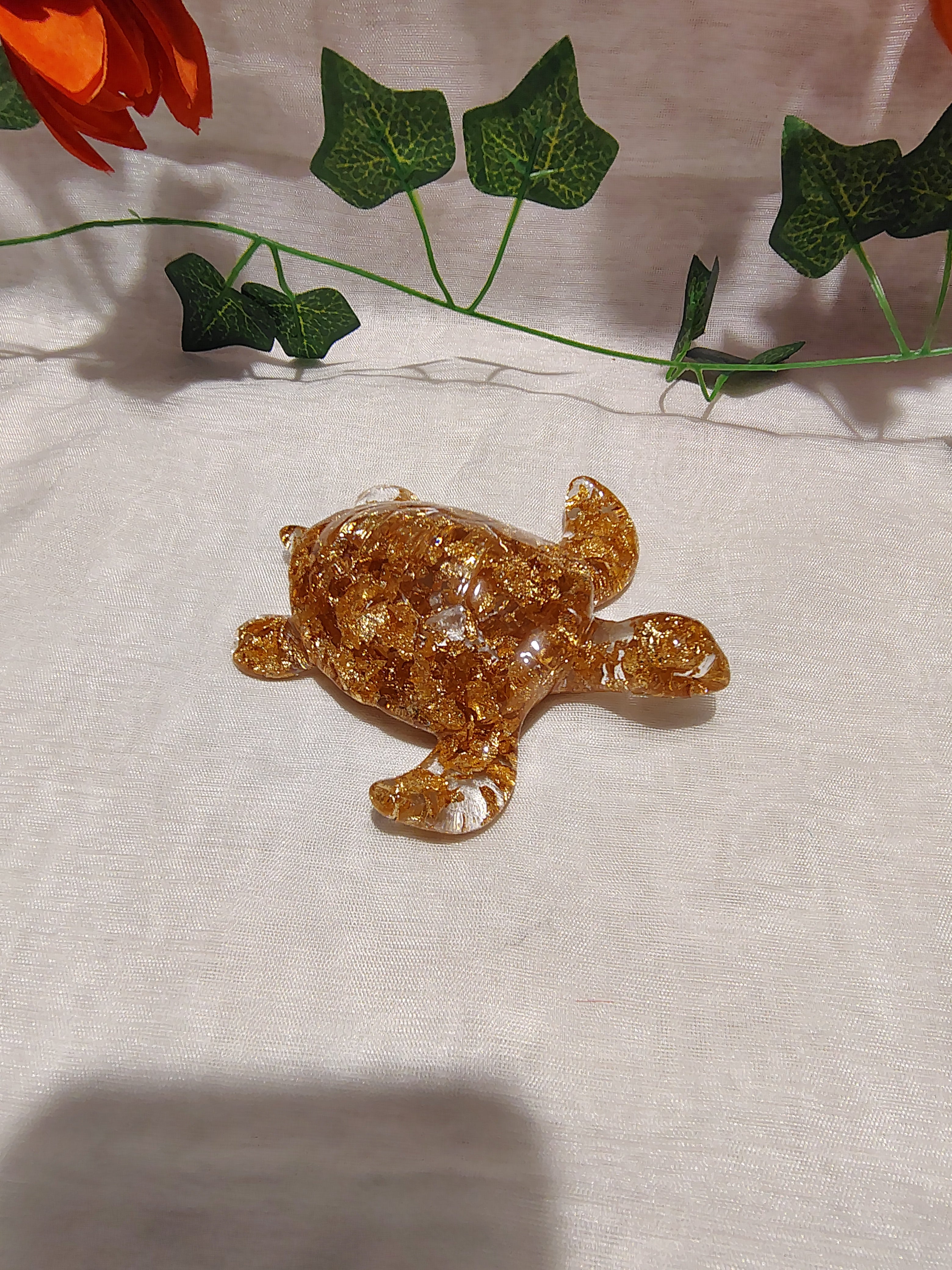 Tortue décorative en résine époxy fait main – Objet de décoration zen et artisanal