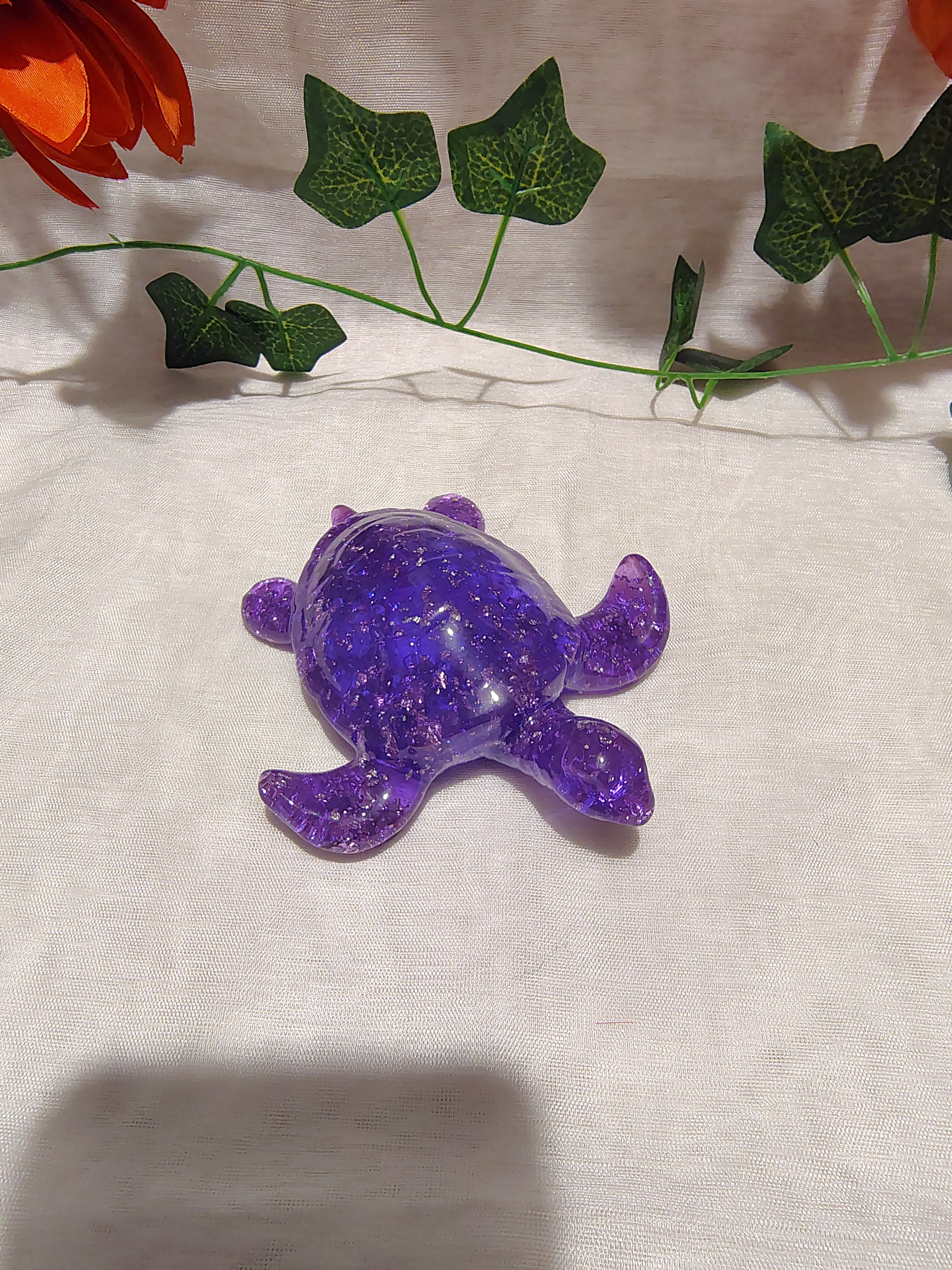 Tortue décorative en résine époxy fait main – Objet de décoration zen et artisanal