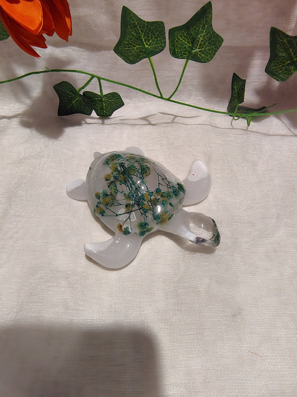 Tortue décorative en résine époxy fait main – Objet de décoration zen et artisanal