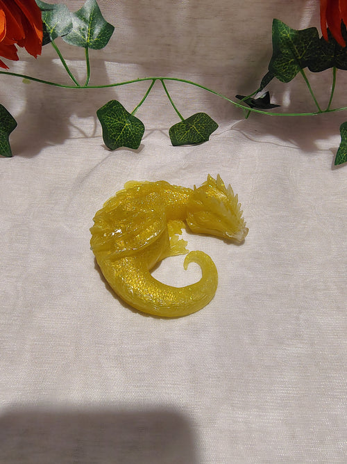 Dragon décoratif en résine époxy fait main – Objet de décoration fantastique artisanal