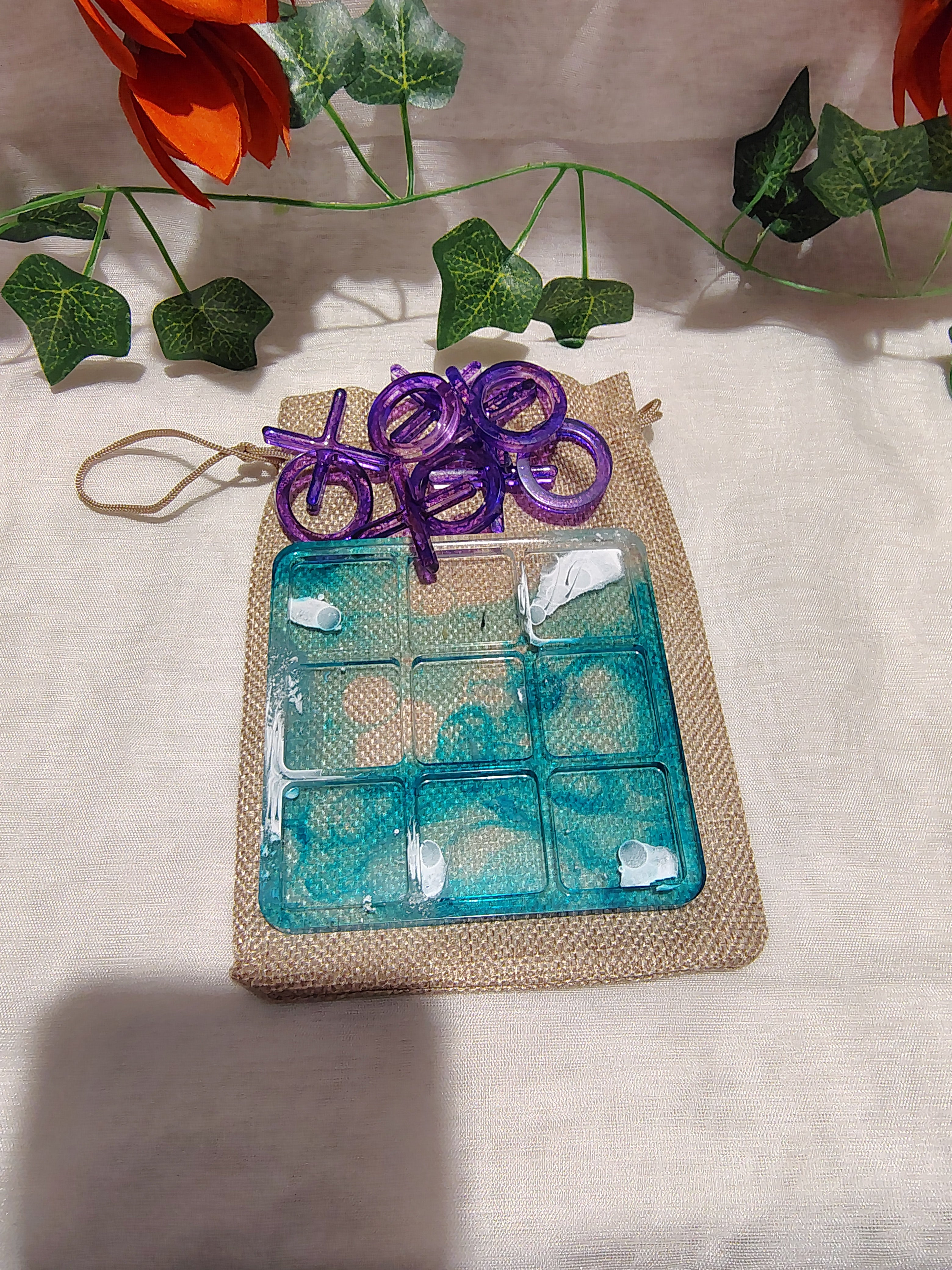 Jeu de Morpion en résine époxy fait main – Jeu décoratif et artisanal