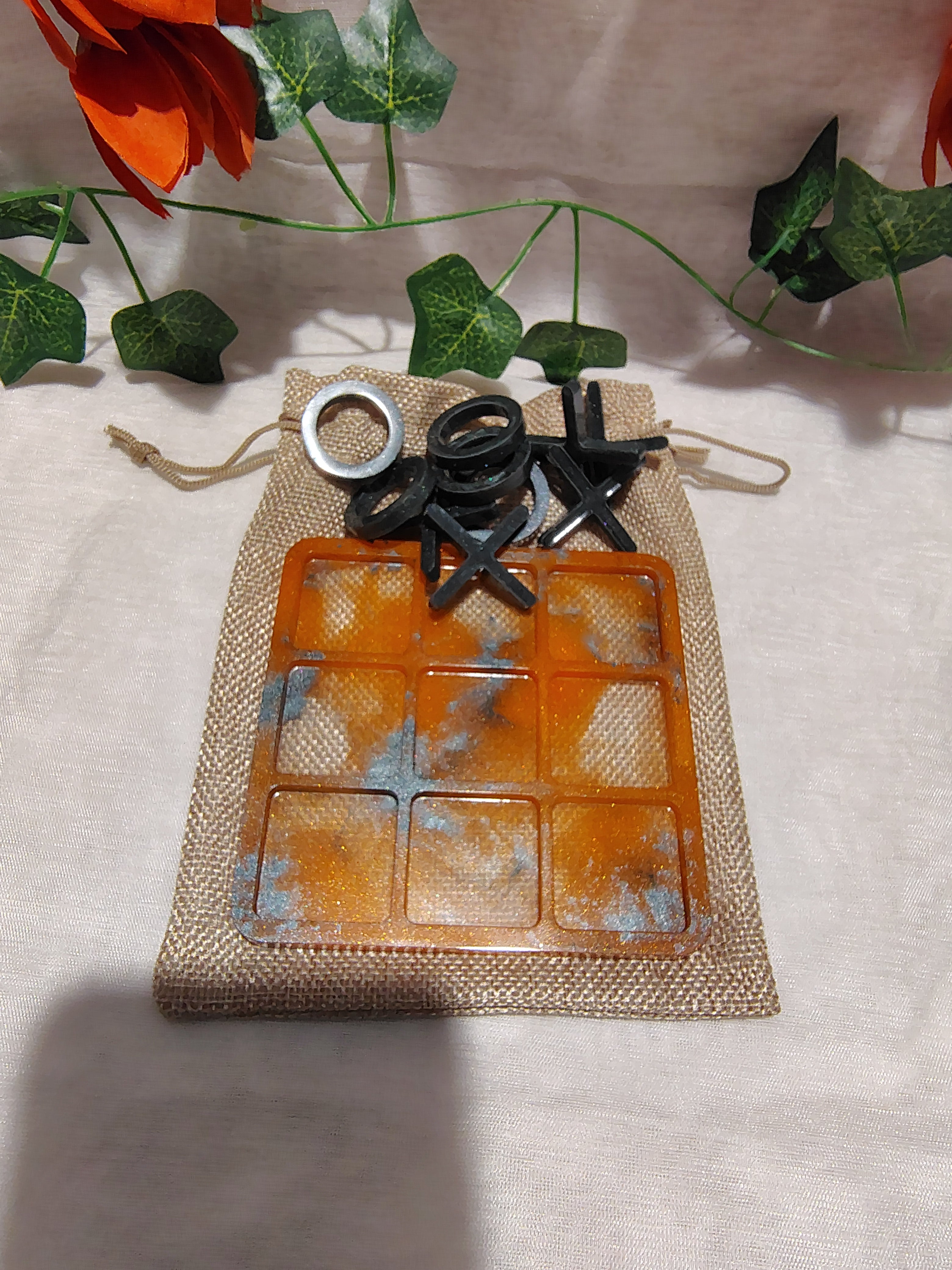 Jeu de Morpion en résine époxy fait main – Jeu décoratif et artisanal