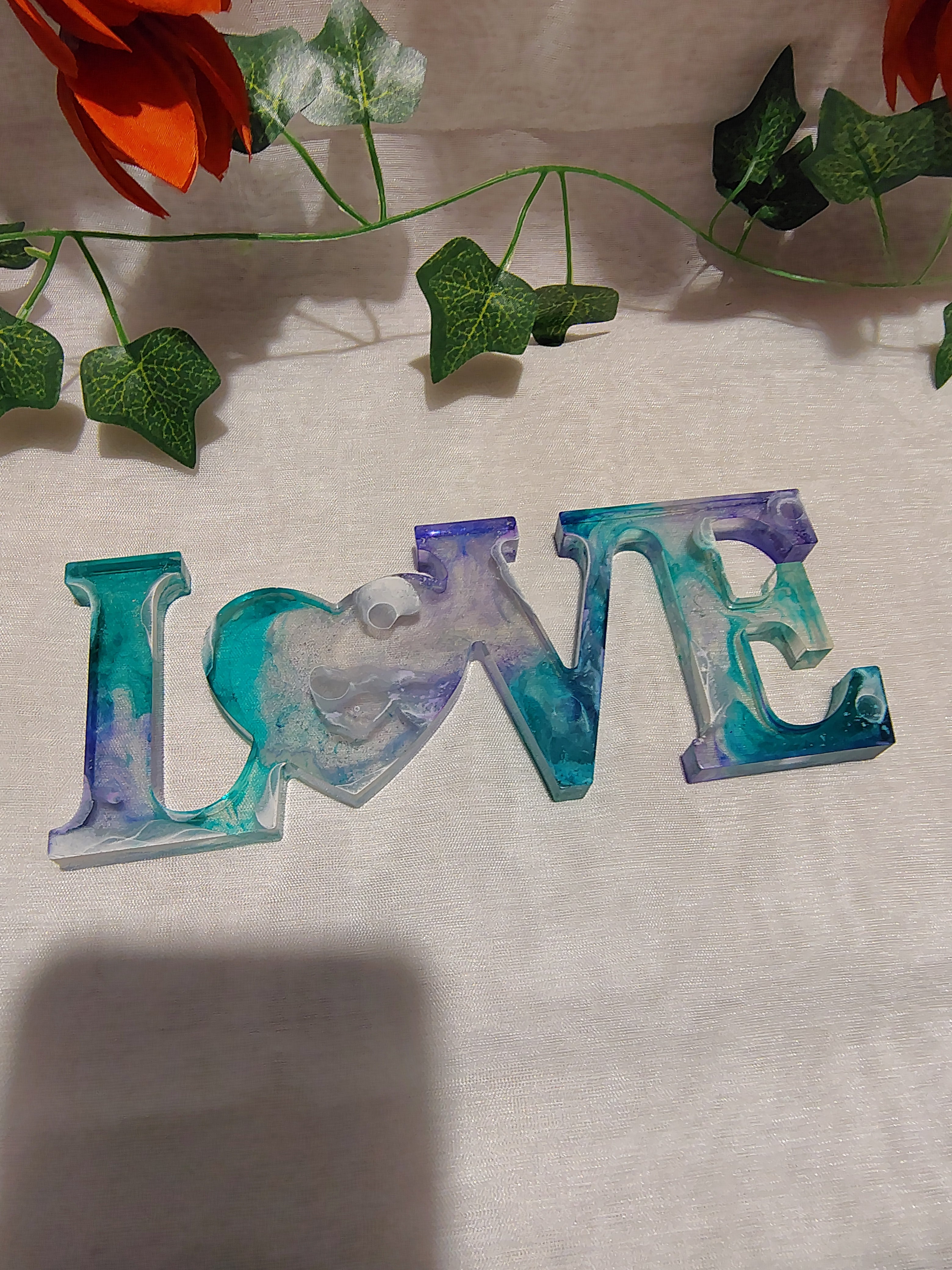 Objet de décoration LOVE en résine époxy fait main – Décoration maison romantique et artisanale (Copie)