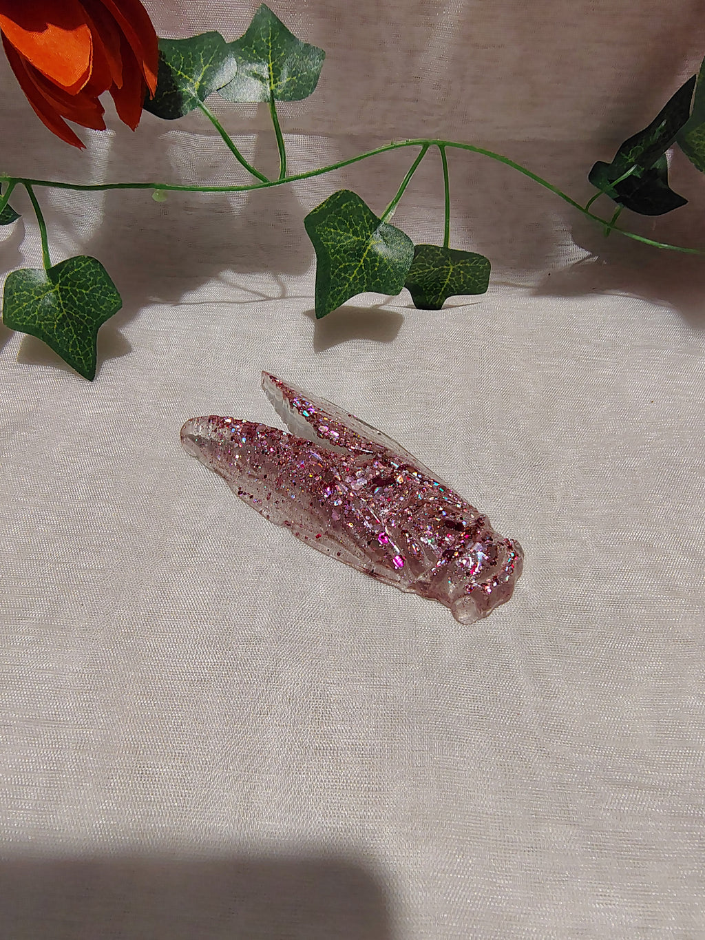 Cigale décorative en résine époxy fait main – Objet de décoration artisanale