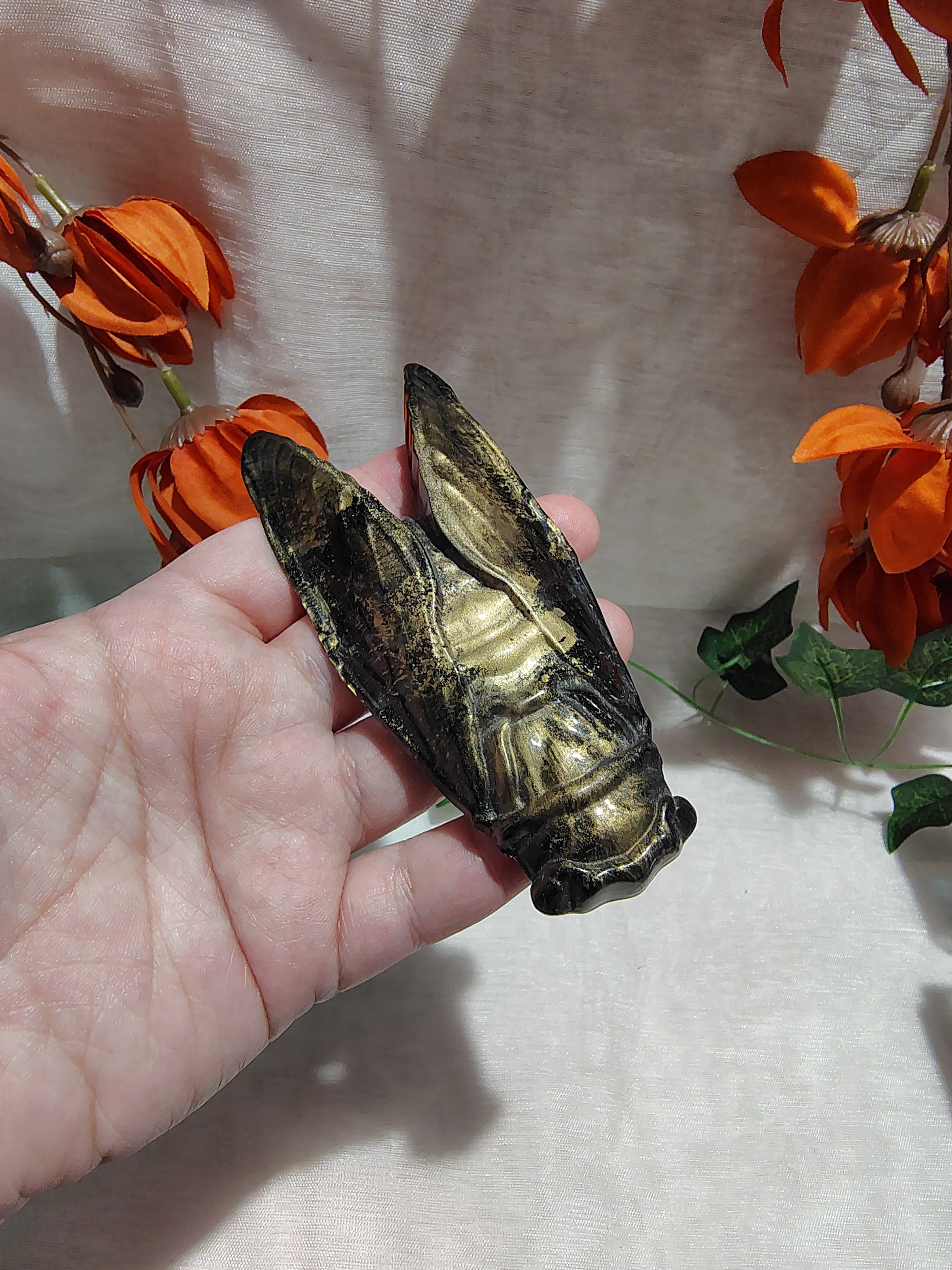 Cigale décorative en résine époxy fait main – Objet de décoration artisanale