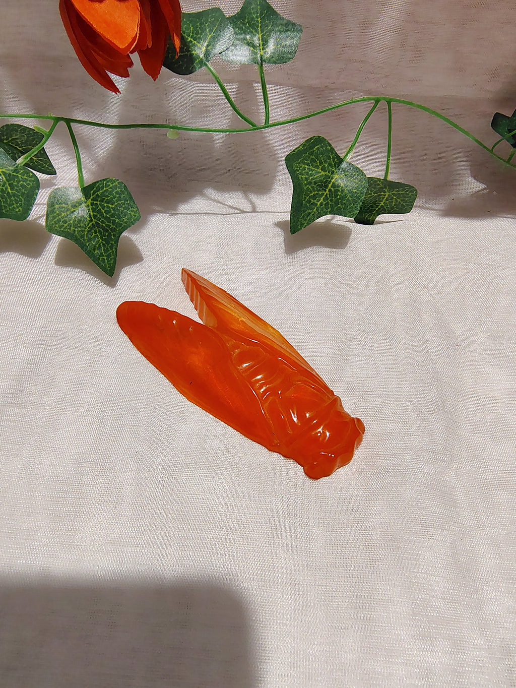 Cigale décorative en résine époxy fait main – Objet de décoration artisanale