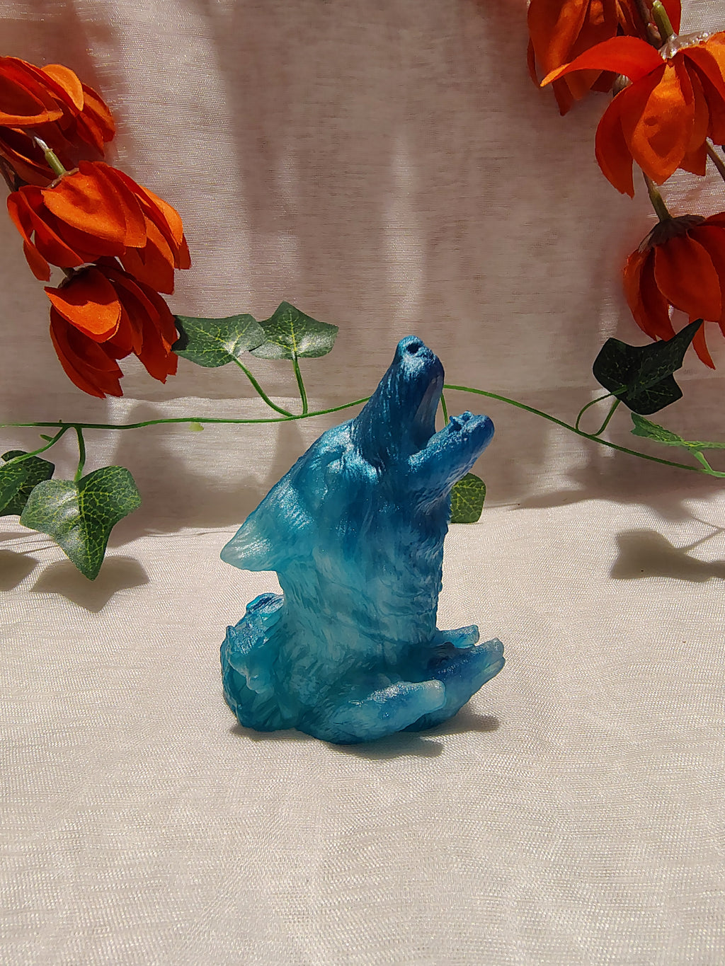 Loup décoratif en résine époxy fait main – Objet de décoration sauvage et artisanal