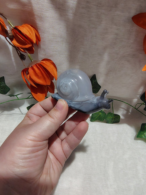 Escargot décoratif en résine époxy fait main – Objet de décoration artisanal