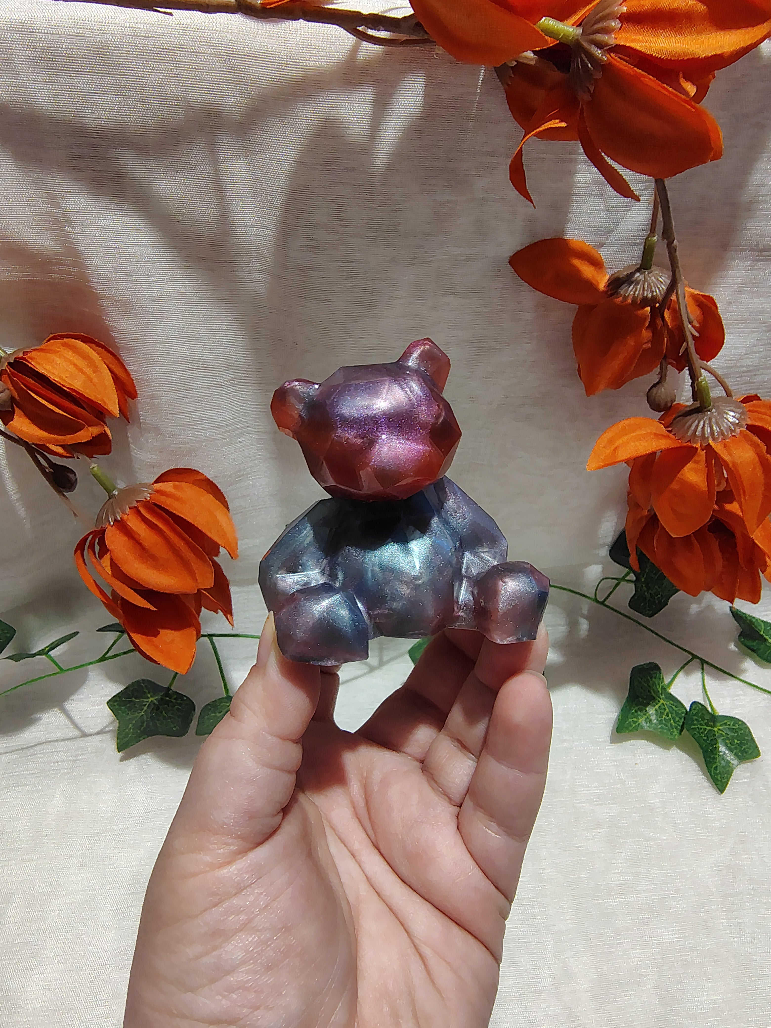 Ours décoratif en résine époxy fait main – Objet de décoration artisanal