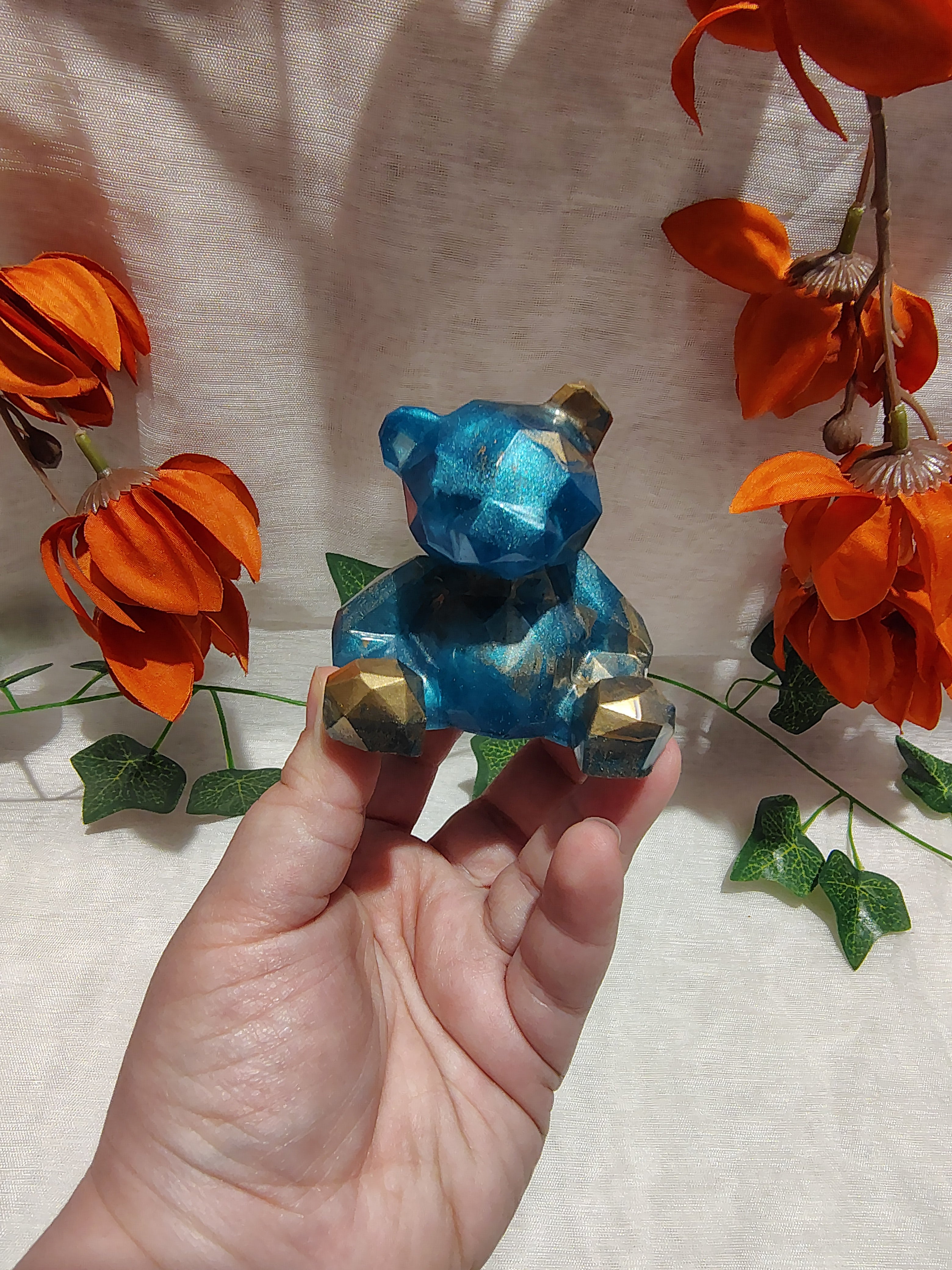 Ours décoratif en résine époxy fait main – Objet de décoration artisanal