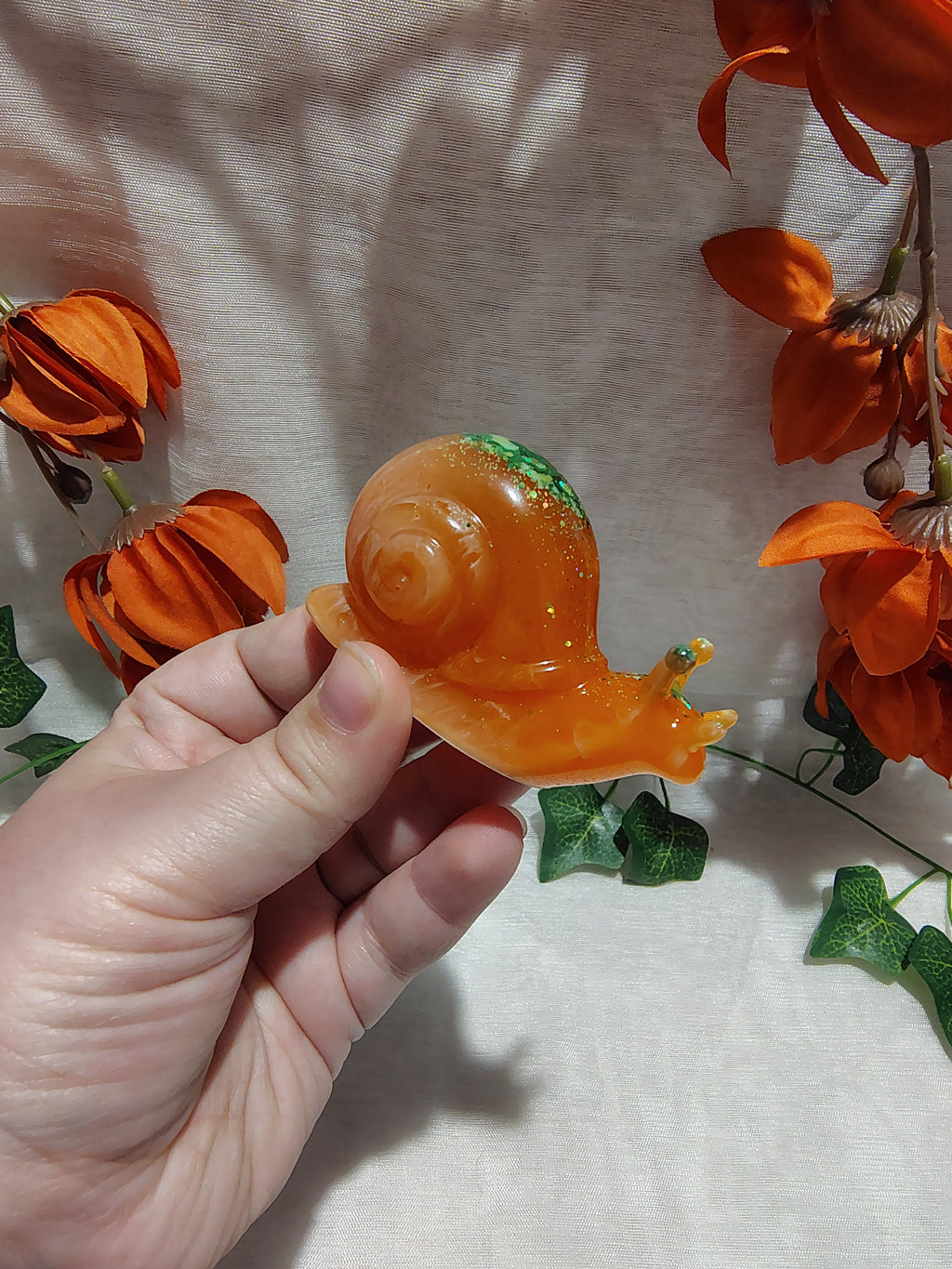 Escargot décoratif en résine époxy fait main – Objet de décoration artisanal