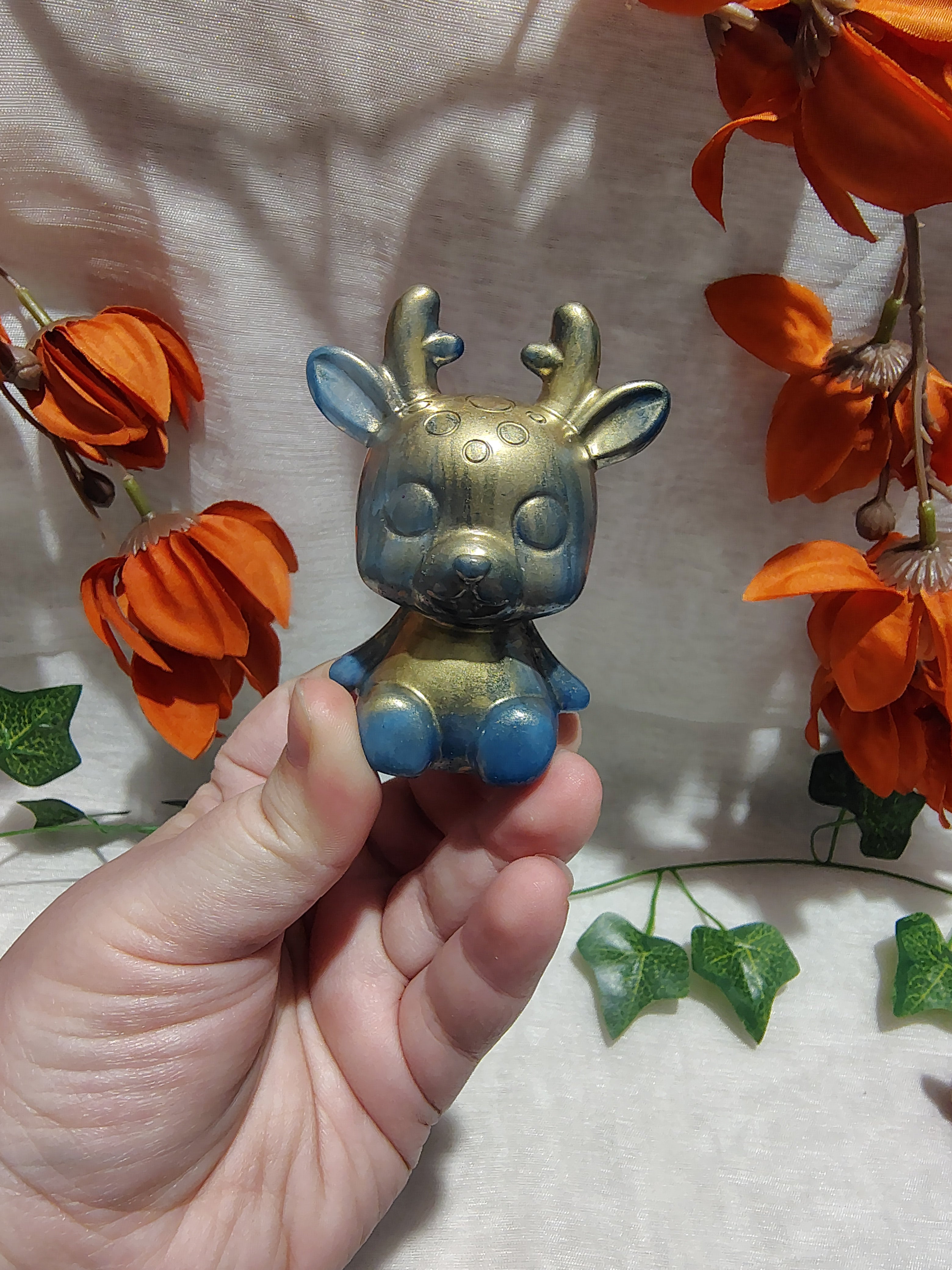 Renne décoratif en résine époxy fait main – Objet de décoration artisanal