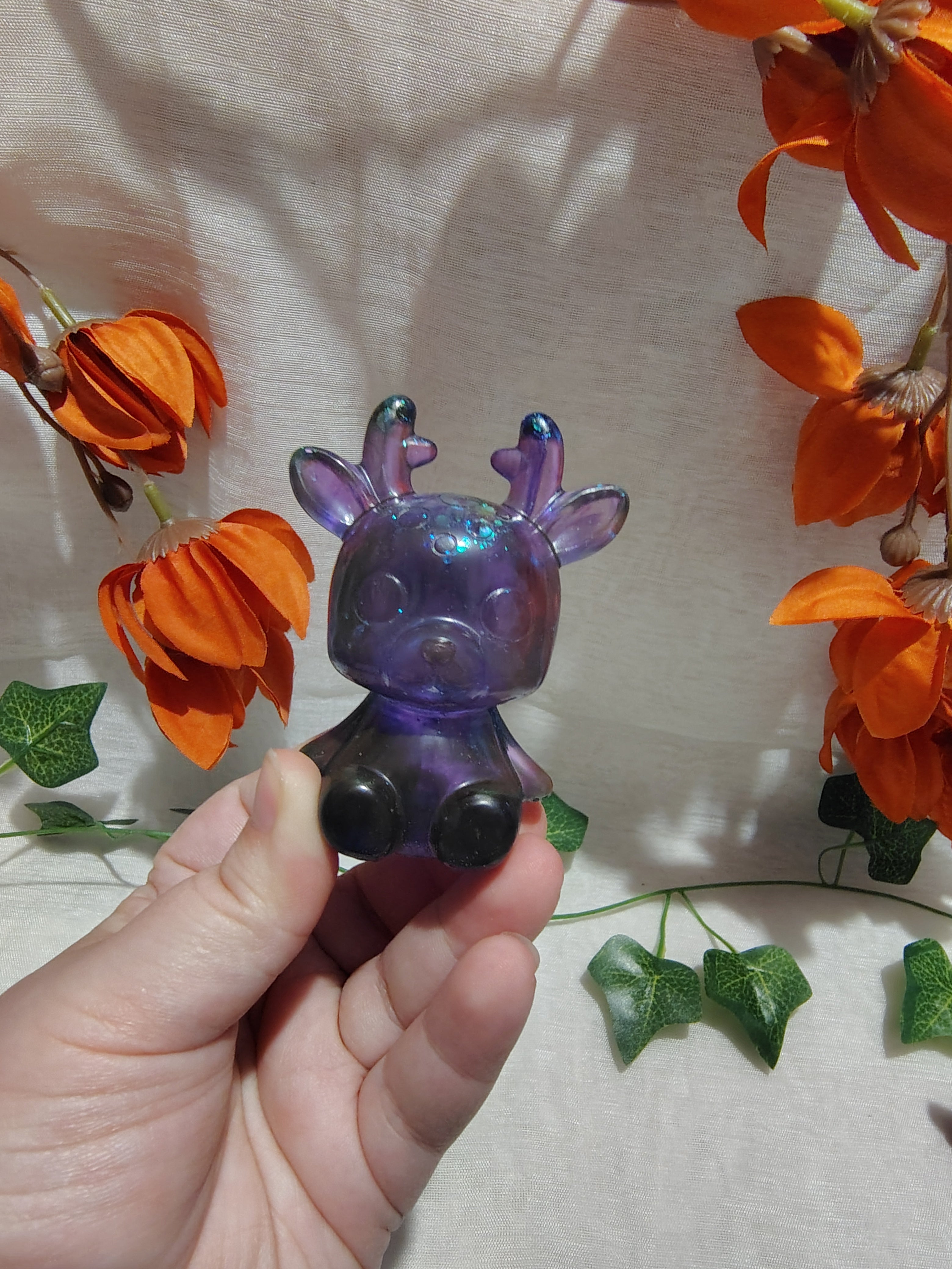 Renne décoratif en résine époxy fait main – Objet de décoration artisanal