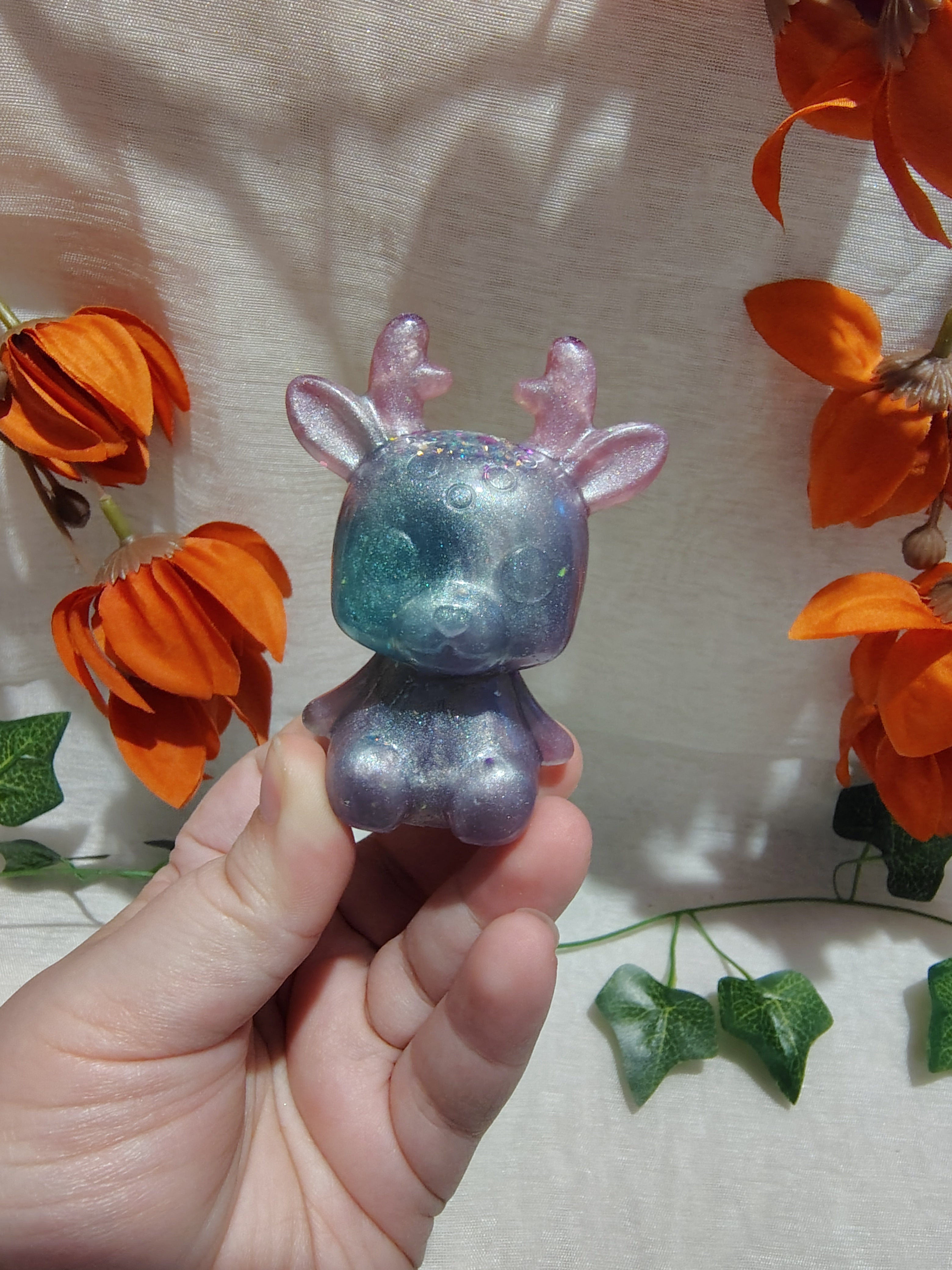 Renne décoratif en résine époxy fait main – Objet de décoration artisanal