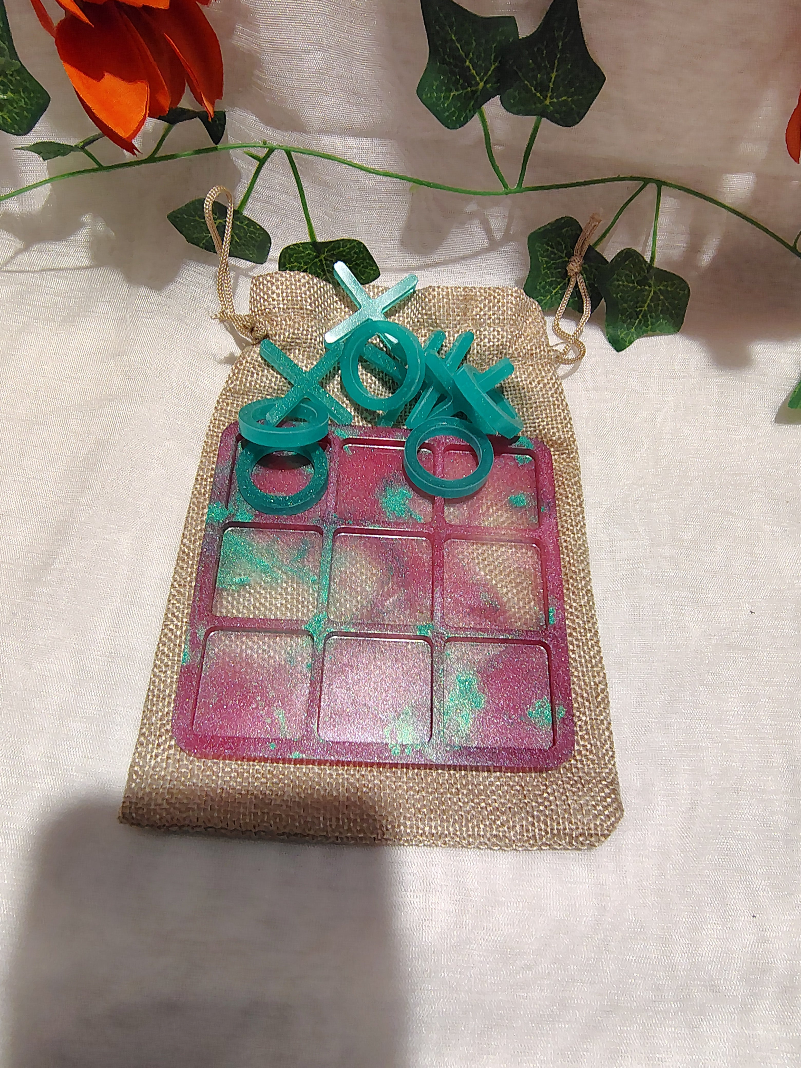 Jeu de Morpion en résine époxy fait main – Jeu décoratif et artisanal