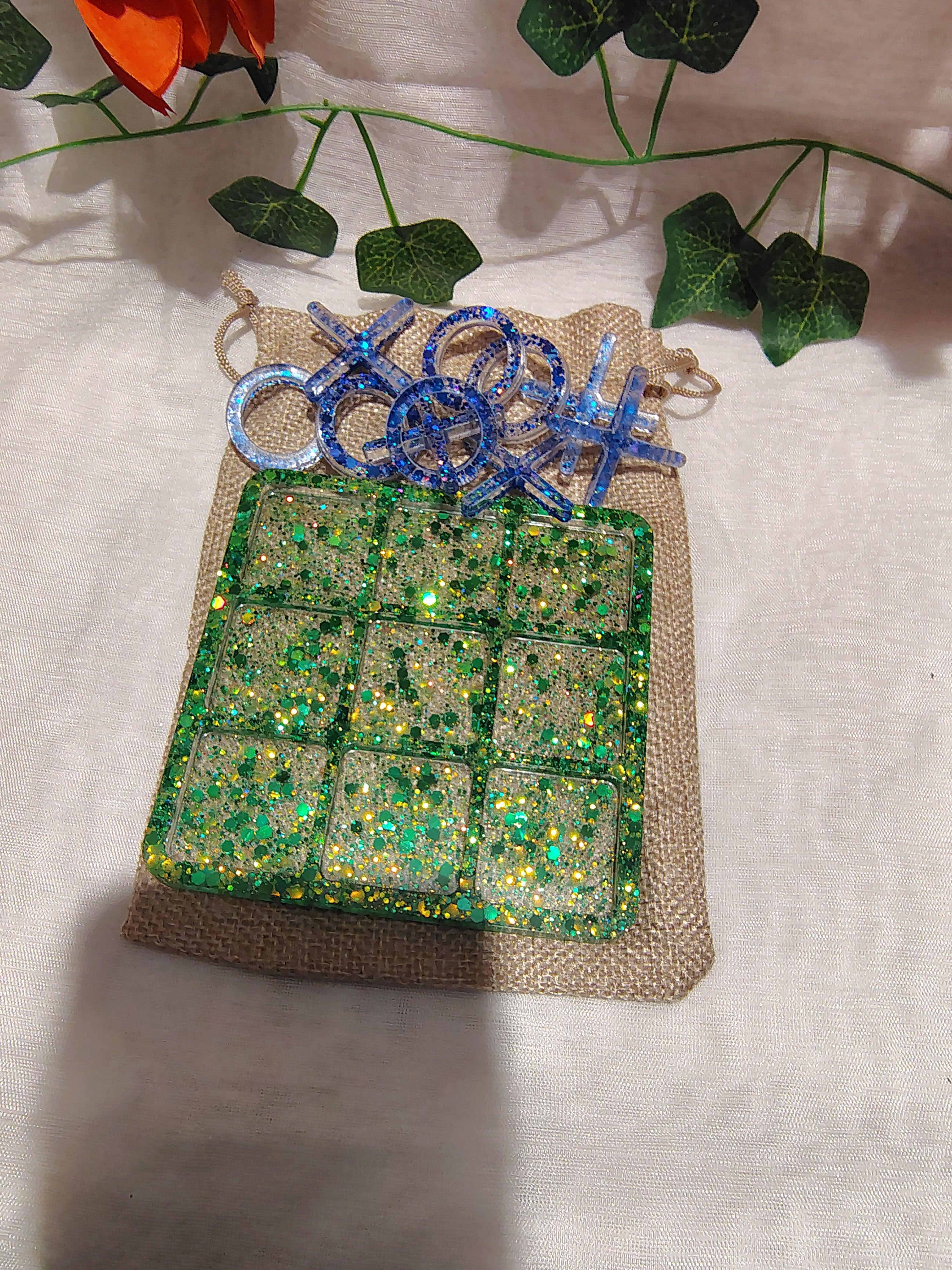 Jeu de Morpion en résine époxy fait main – Jeu décoratif et artisanal