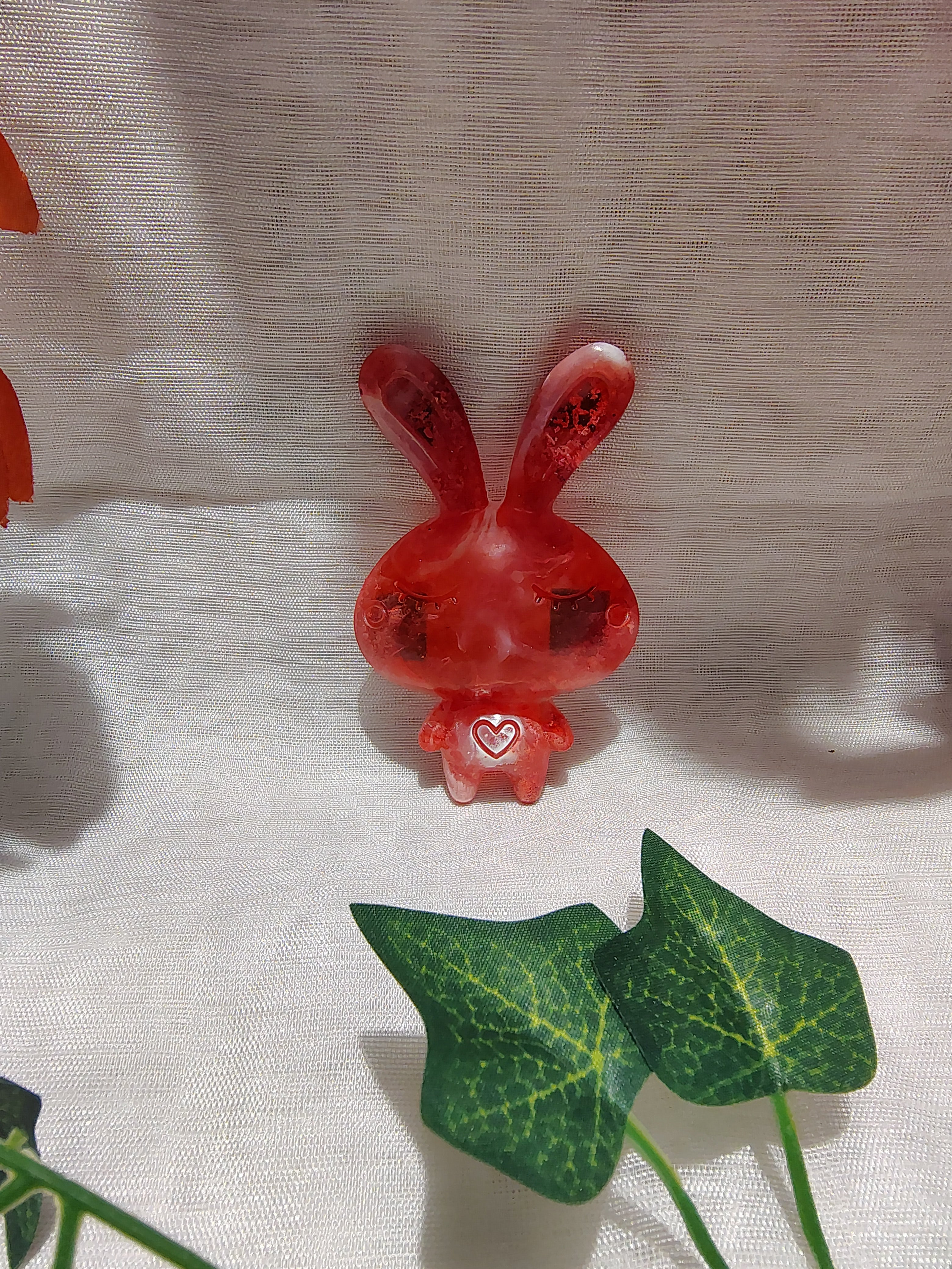 Magnet frigo lapin en résine époxy fait main – Accessoire décoratif original