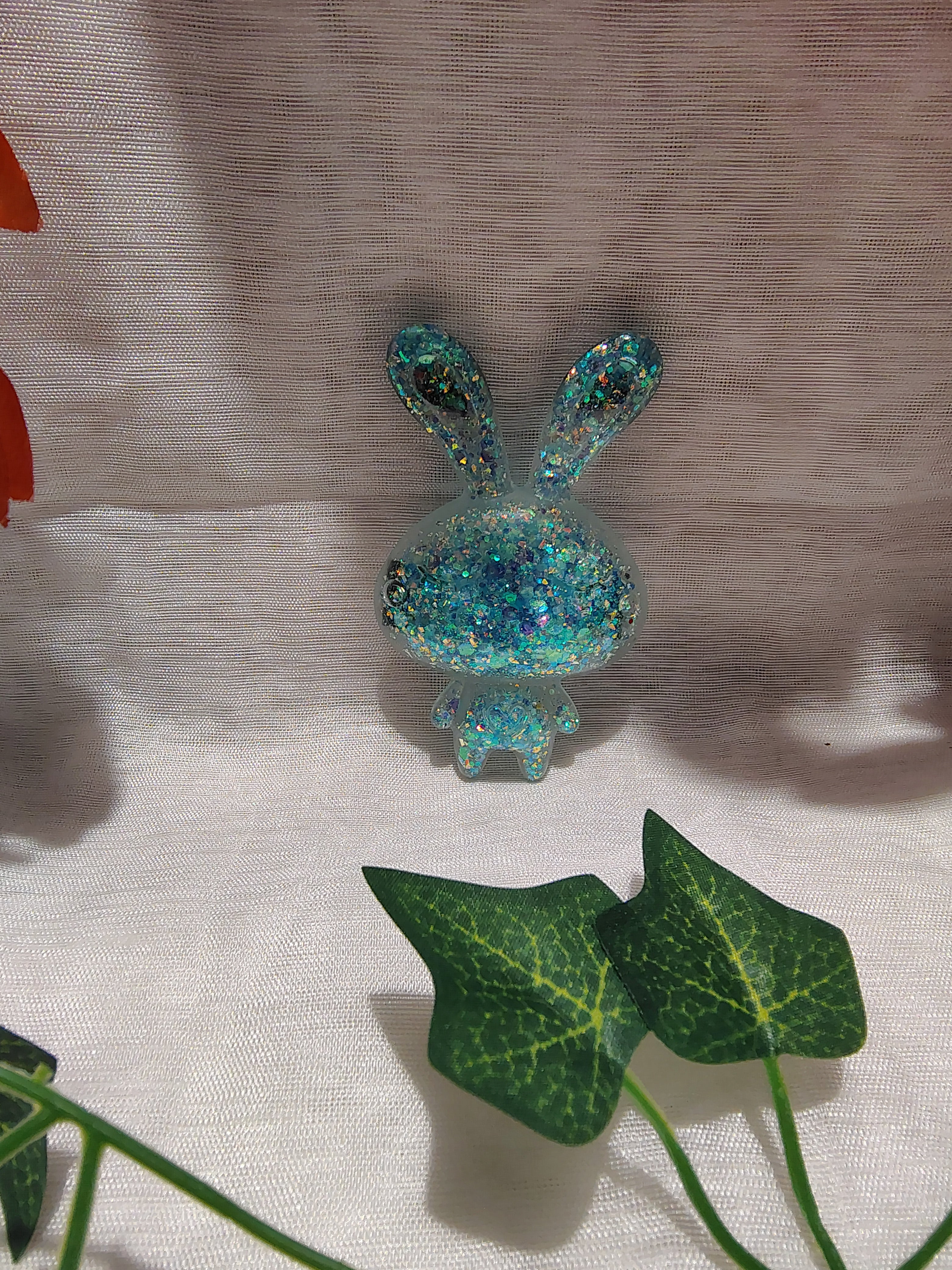 Magnet frigo lapin en résine époxy fait main – Accessoire décoratif original