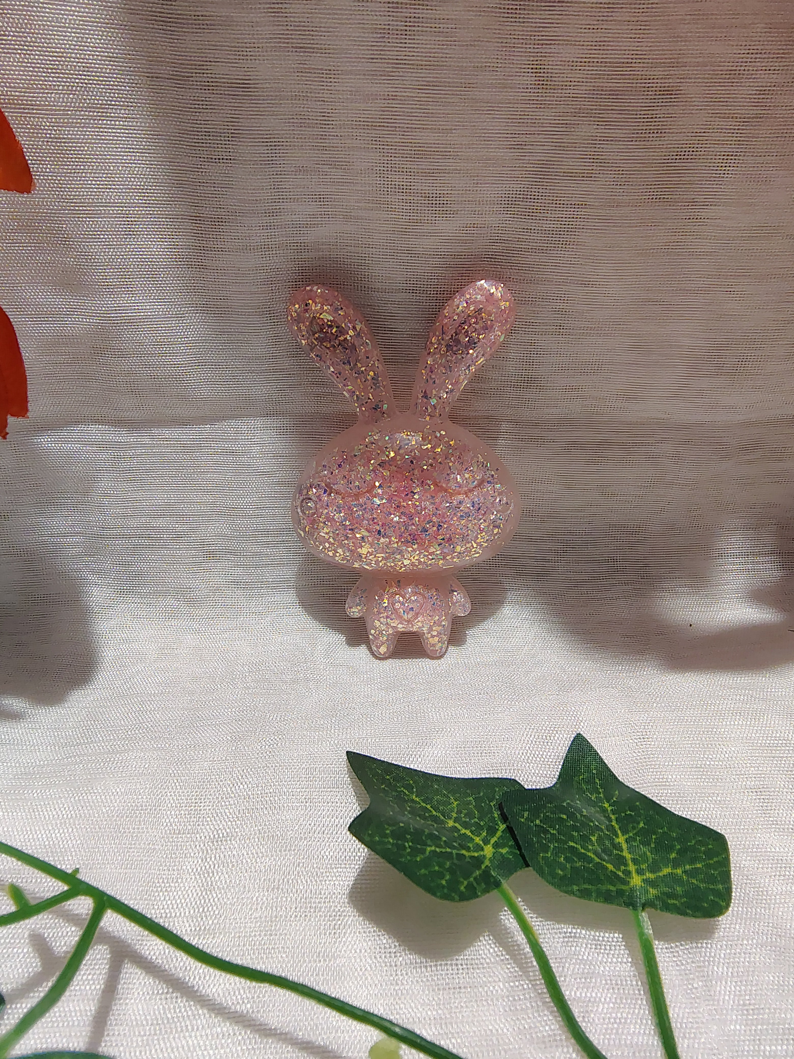 Magnet frigo lapin en résine époxy fait main – Accessoire décoratif original