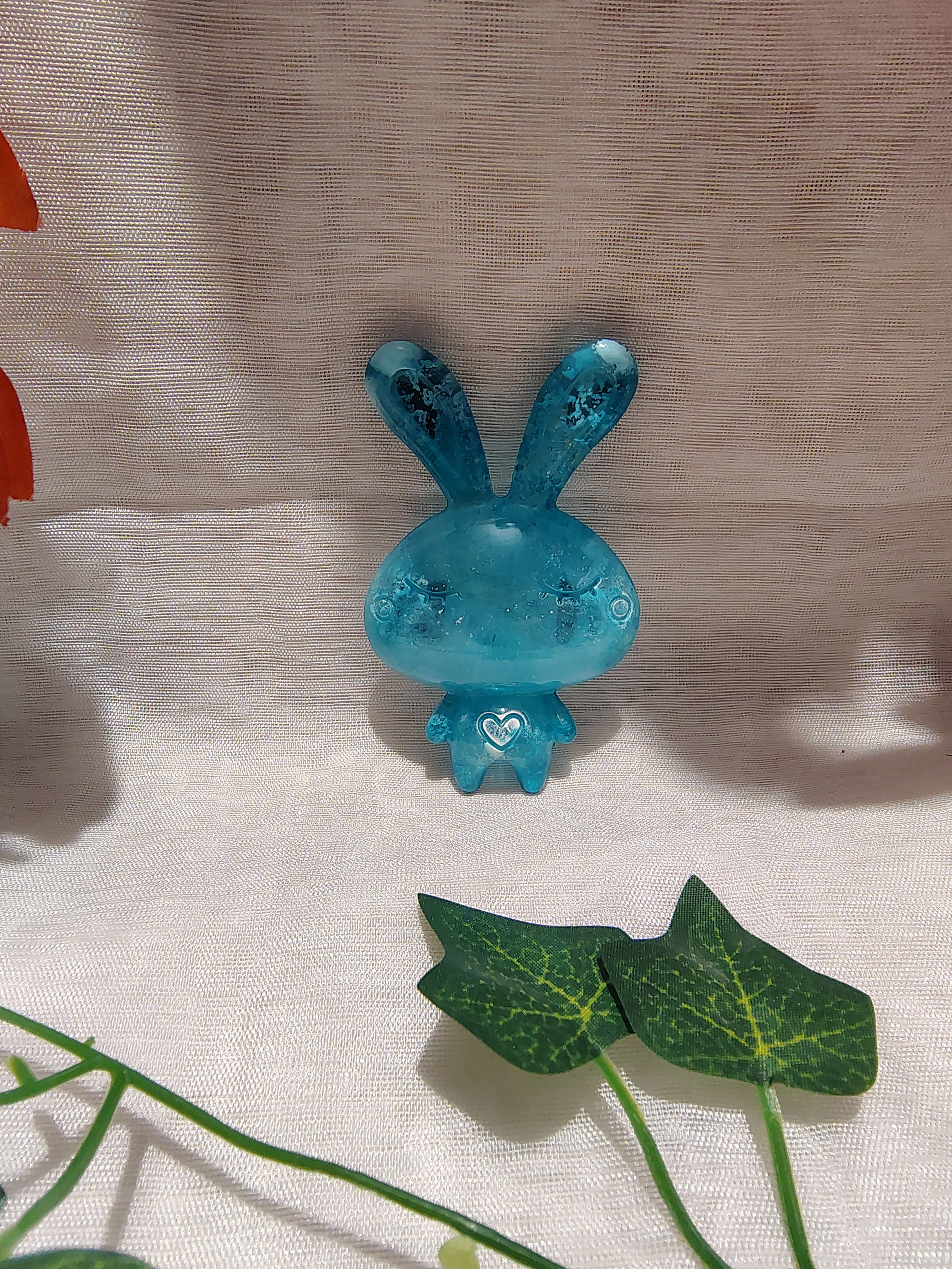 Magnet frigo lapin en résine époxy fait main – Accessoire décoratif original