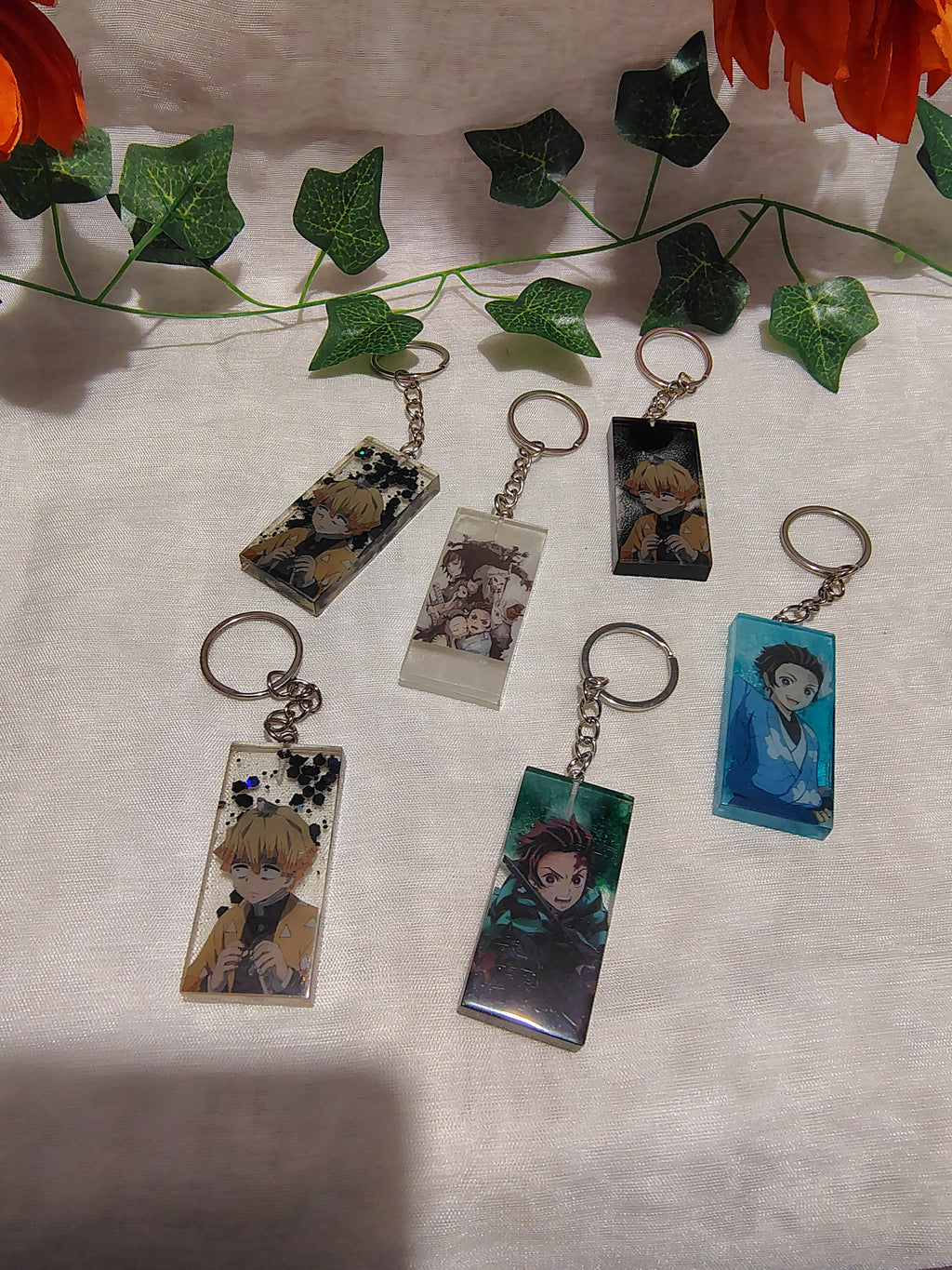 Porte-clés Manga / Anime en résine époxy fait main – Accessoire geek artisanal