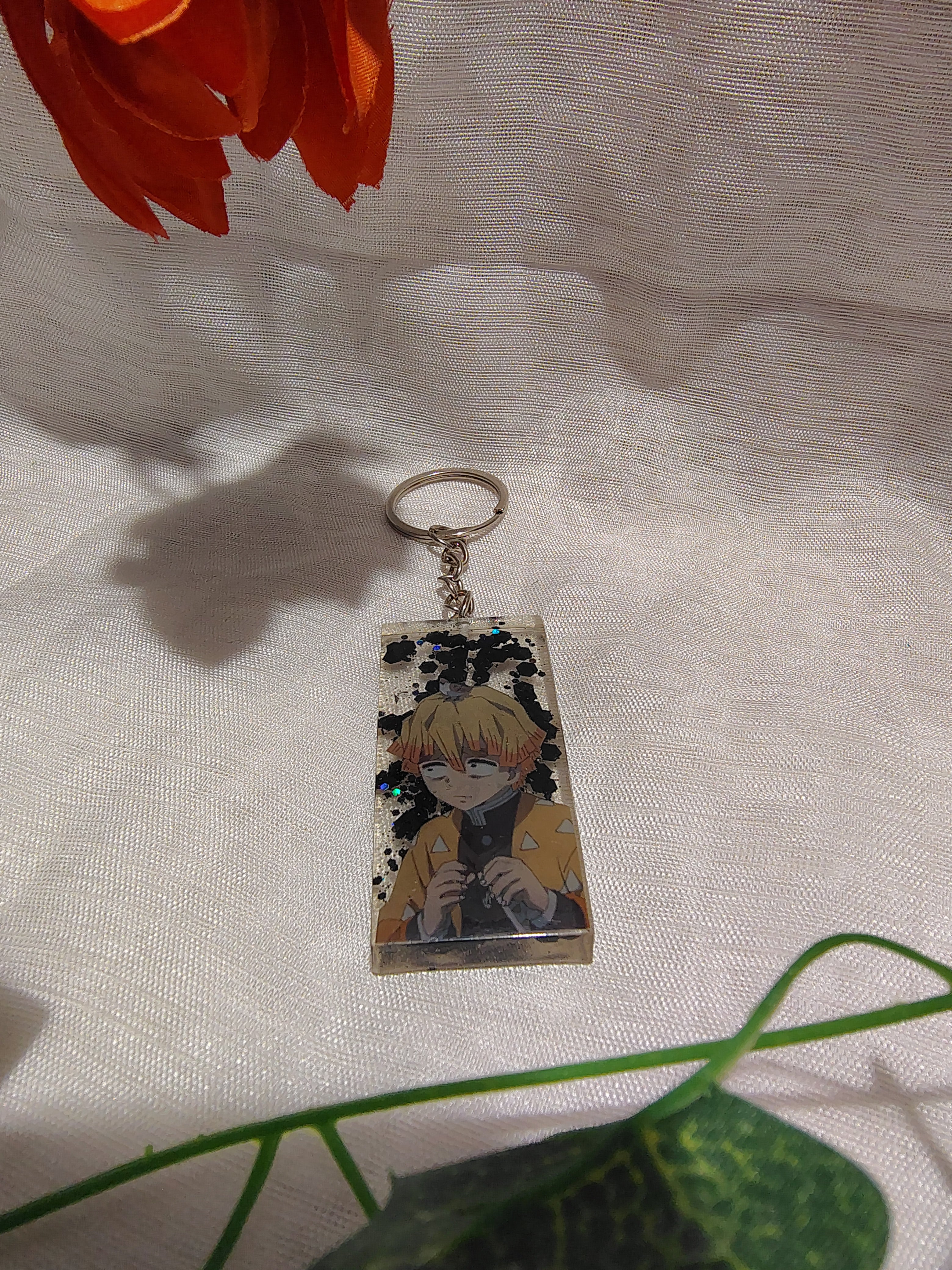 Porte-clés Manga / Anime en résine époxy fait main – Accessoire geek artisanal