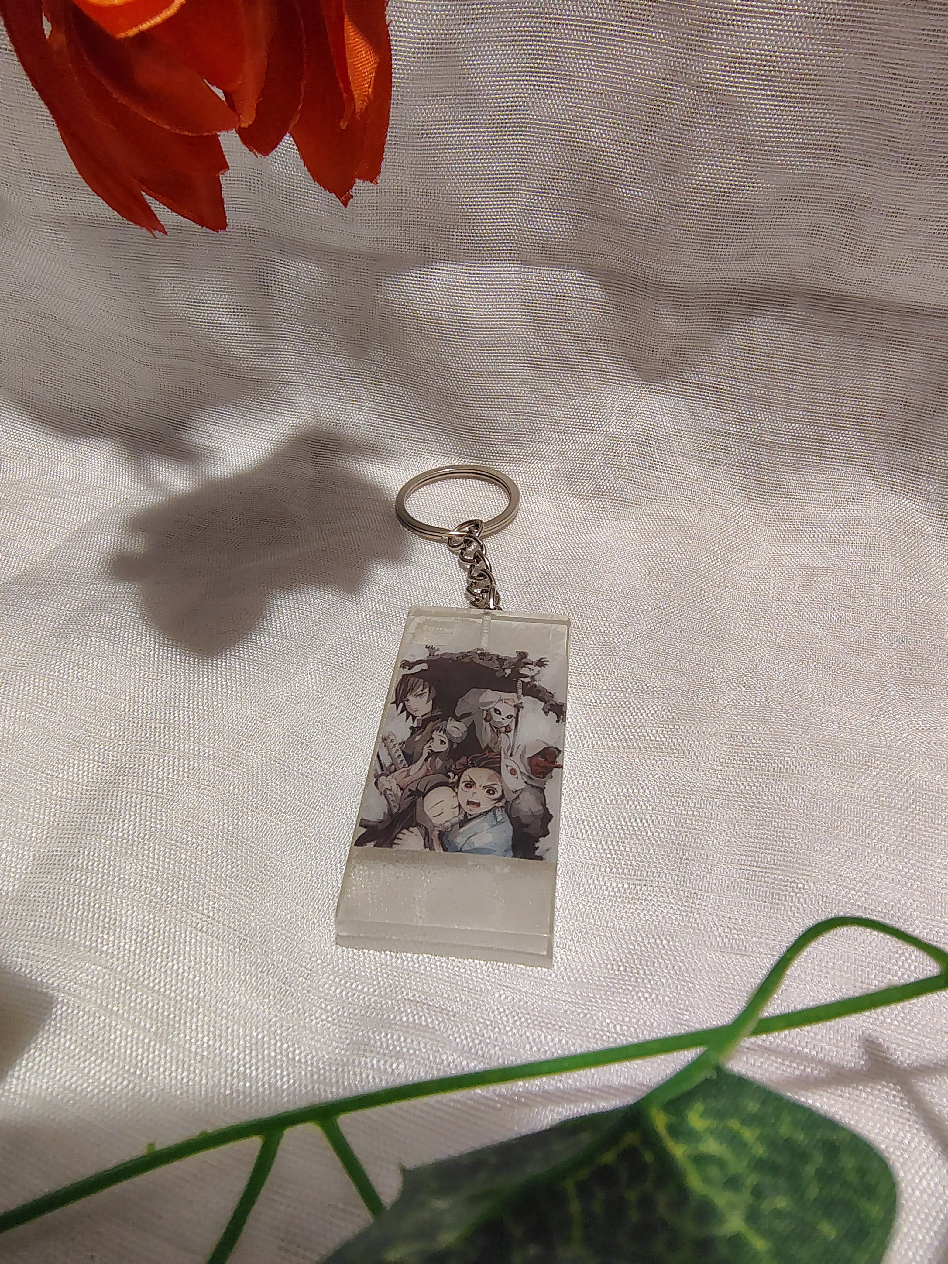 Porte-clés Manga / Anime en résine époxy fait main – Accessoire geek artisanal