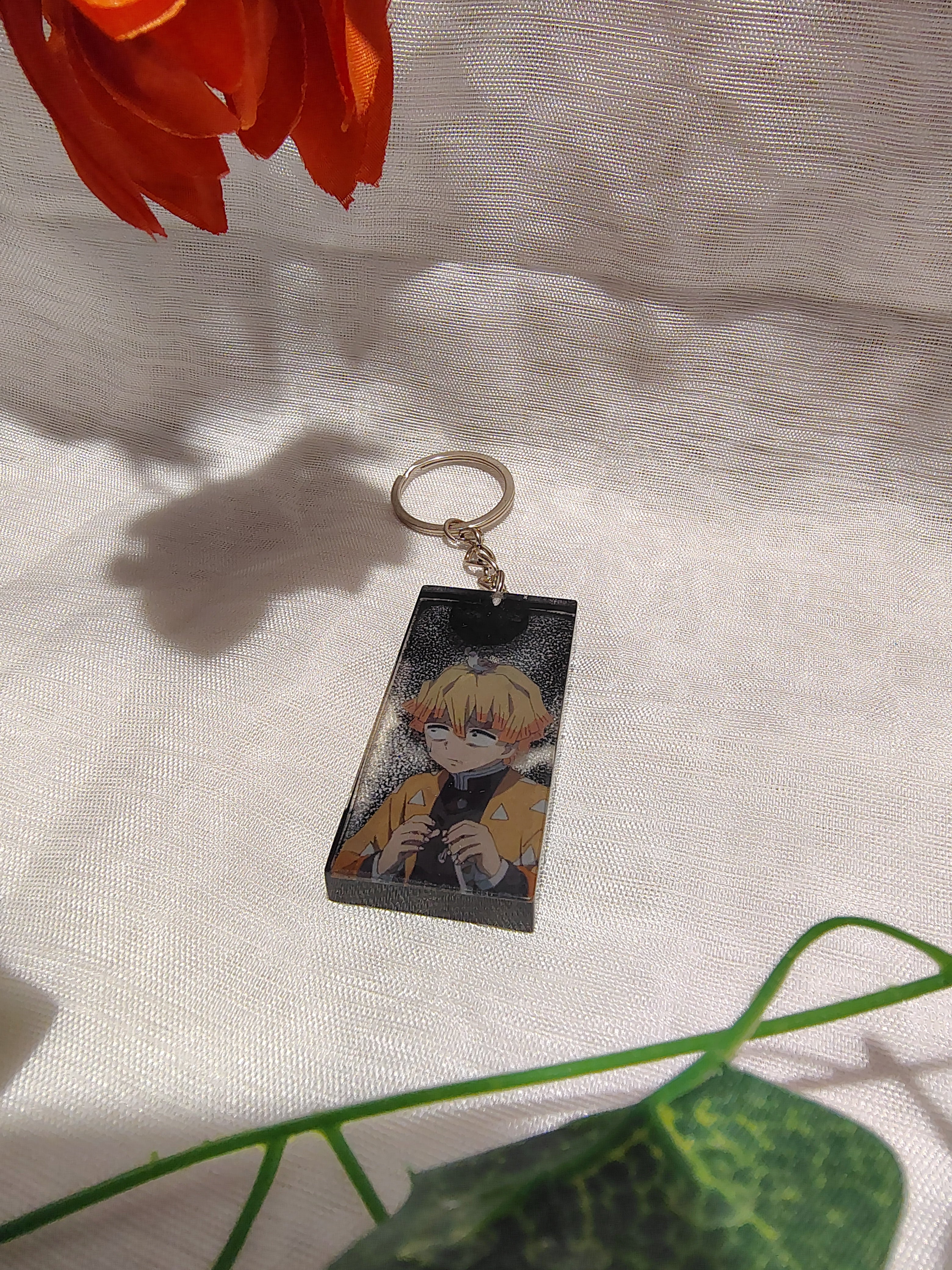 Porte-clés Manga / Anime en résine époxy fait main – Accessoire geek artisanal