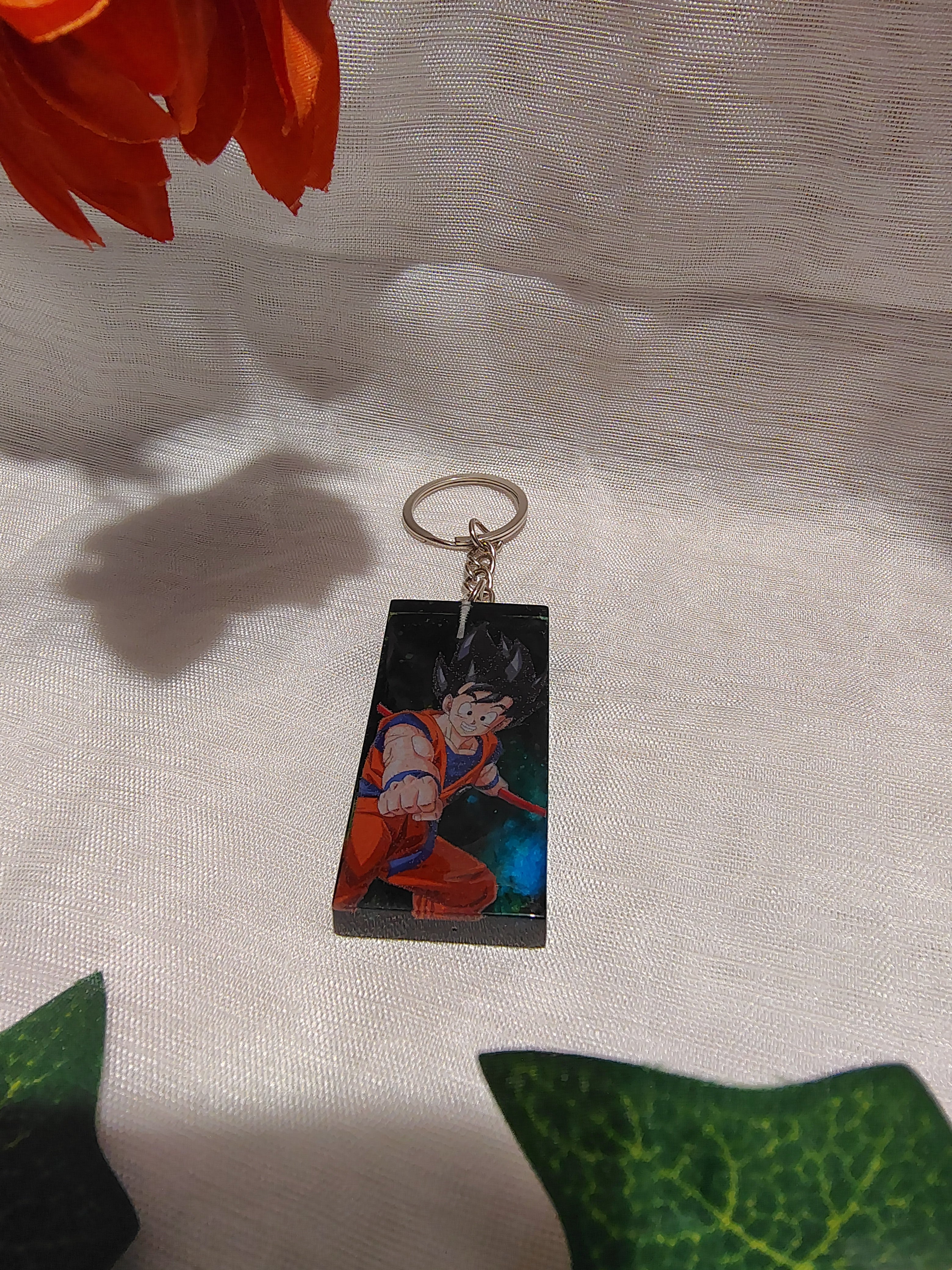 Porte-clés Manga / Anime en résine époxy fait main – Accessoire geek artisanal