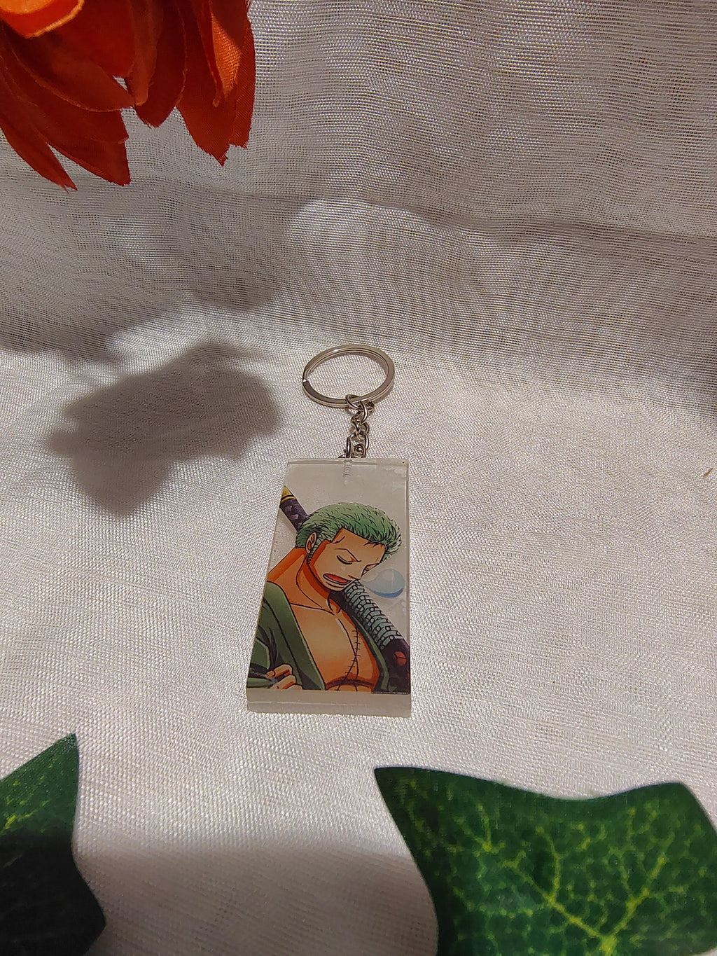 Porte-clés Manga / Anime en résine époxy fait main – Accessoire geek artisanal