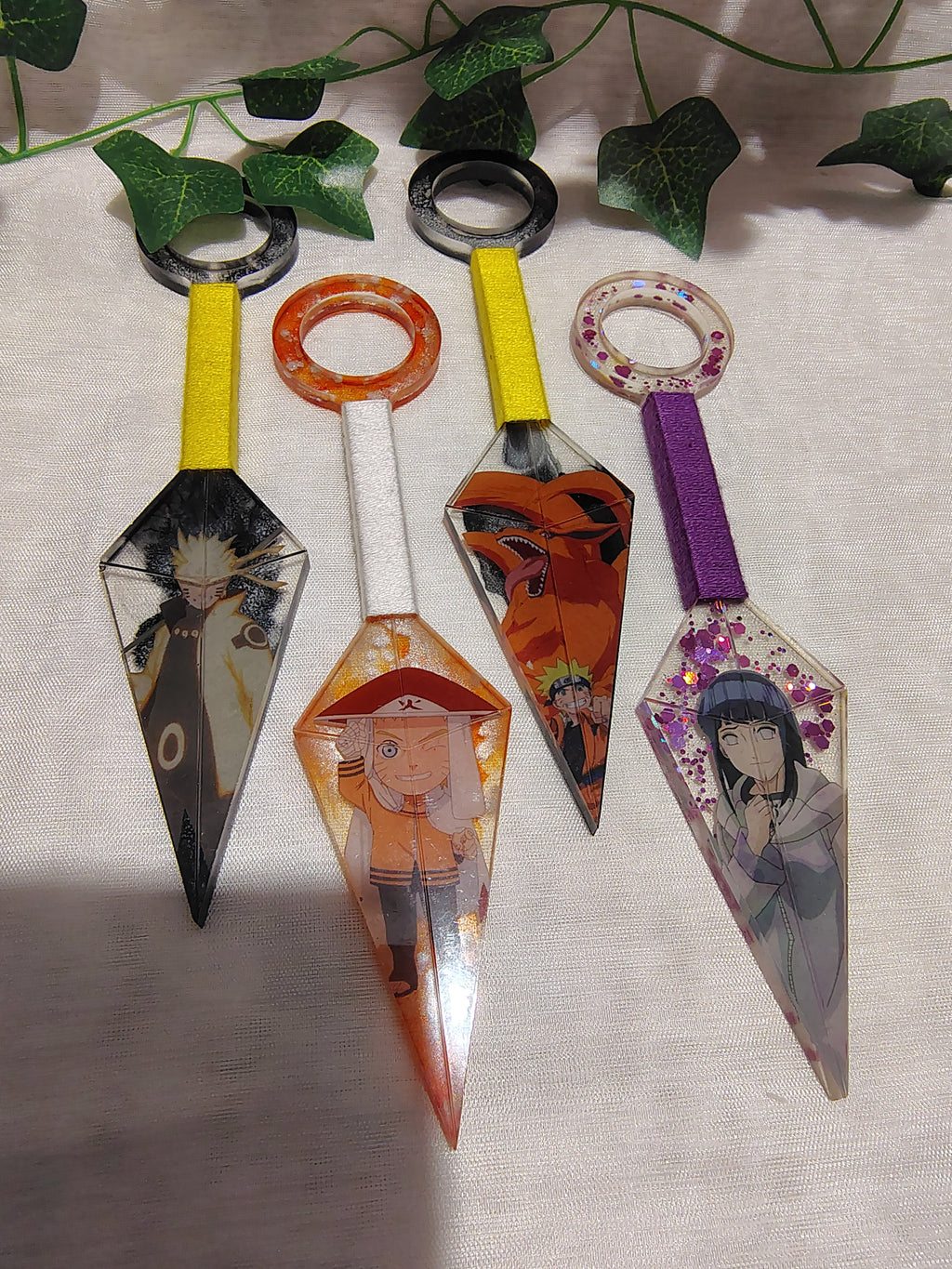 Kunai Manga en Résine Époxy Fait Main – Objet de Décoration Geek & Anime