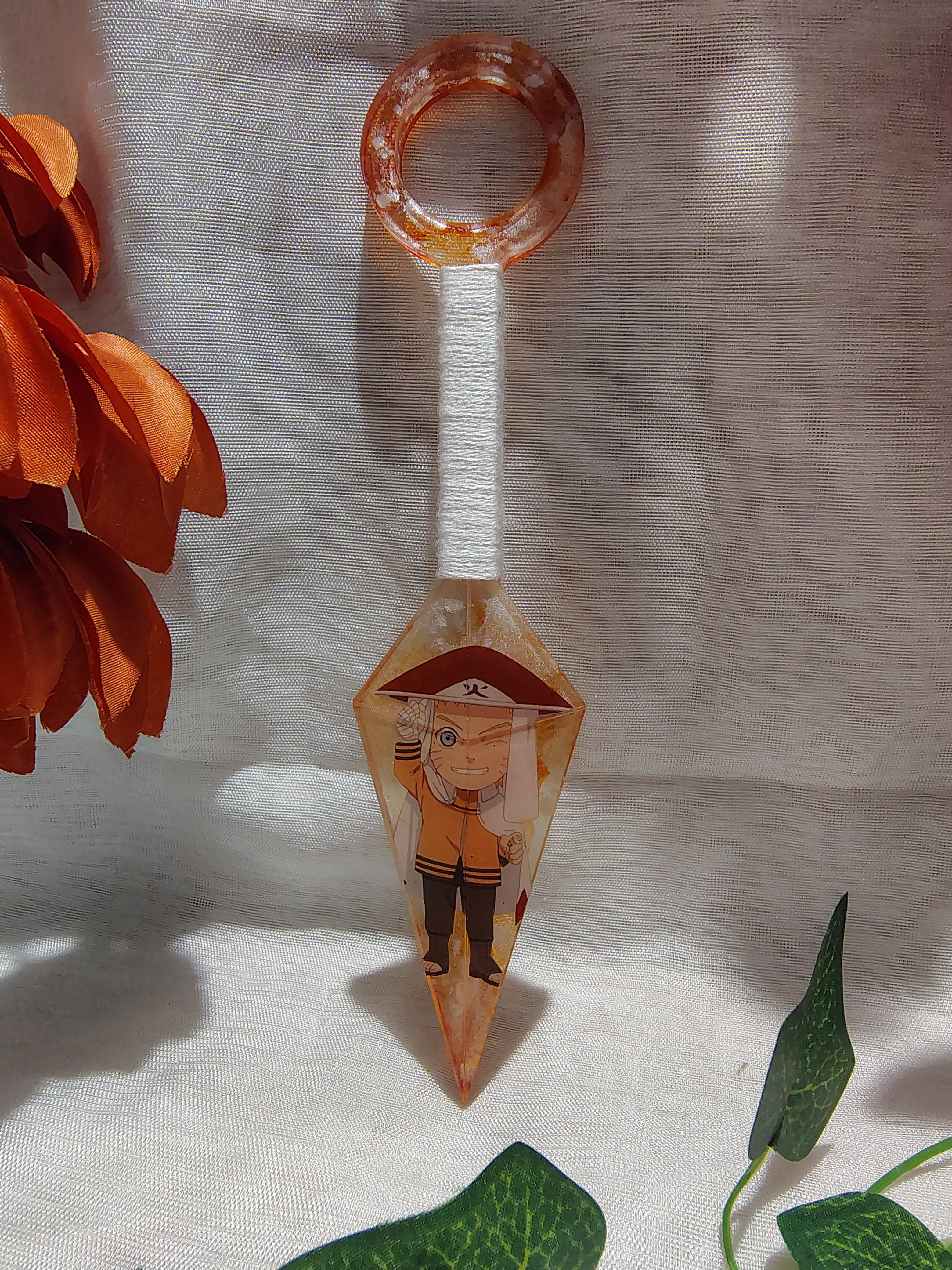 Kunai Manga en Résine Époxy Fait Main – Objet de Décoration Geek & Anime