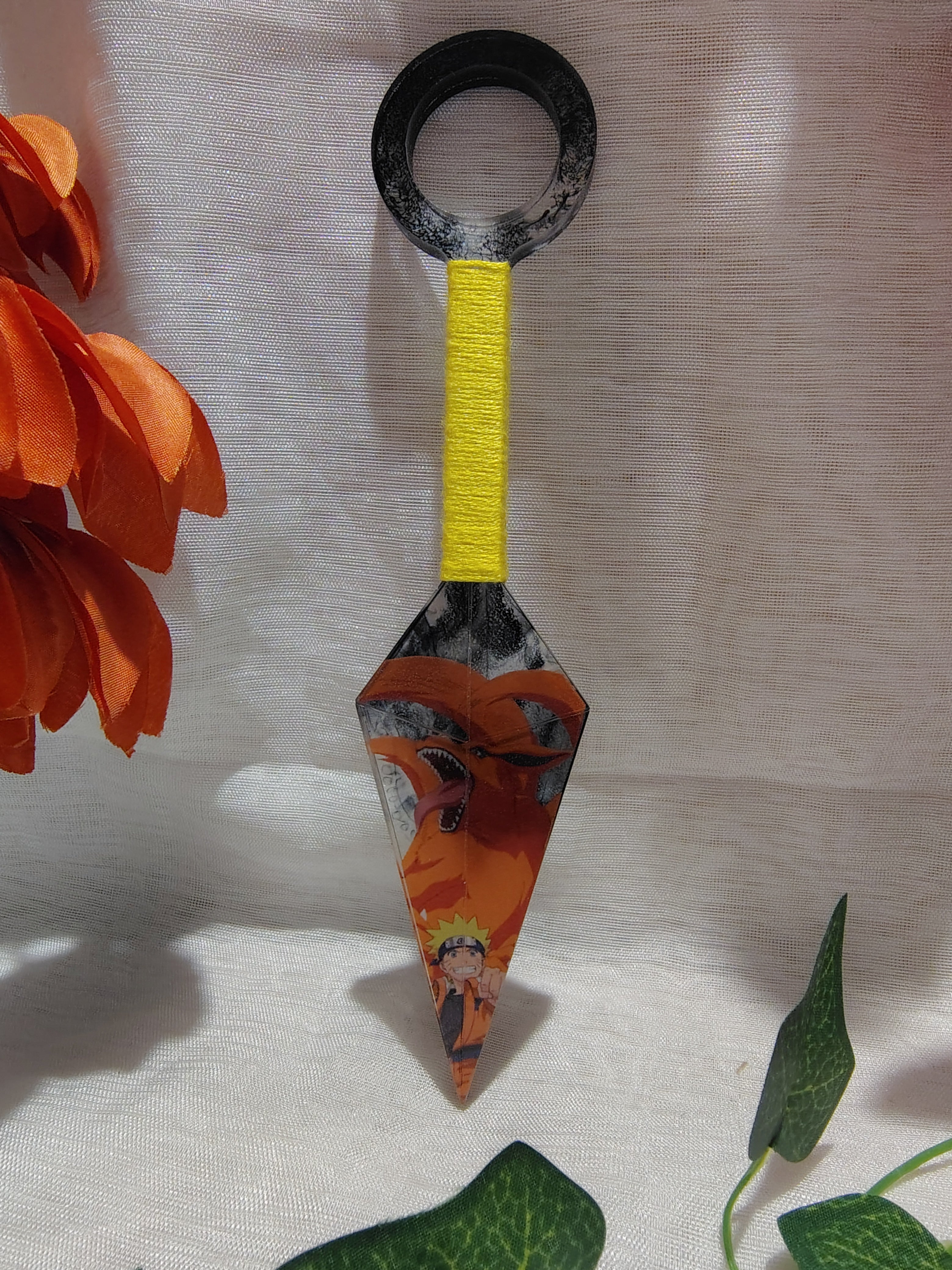 Kunai Manga en Résine Époxy Fait Main – Objet de Décoration Geek & Anime