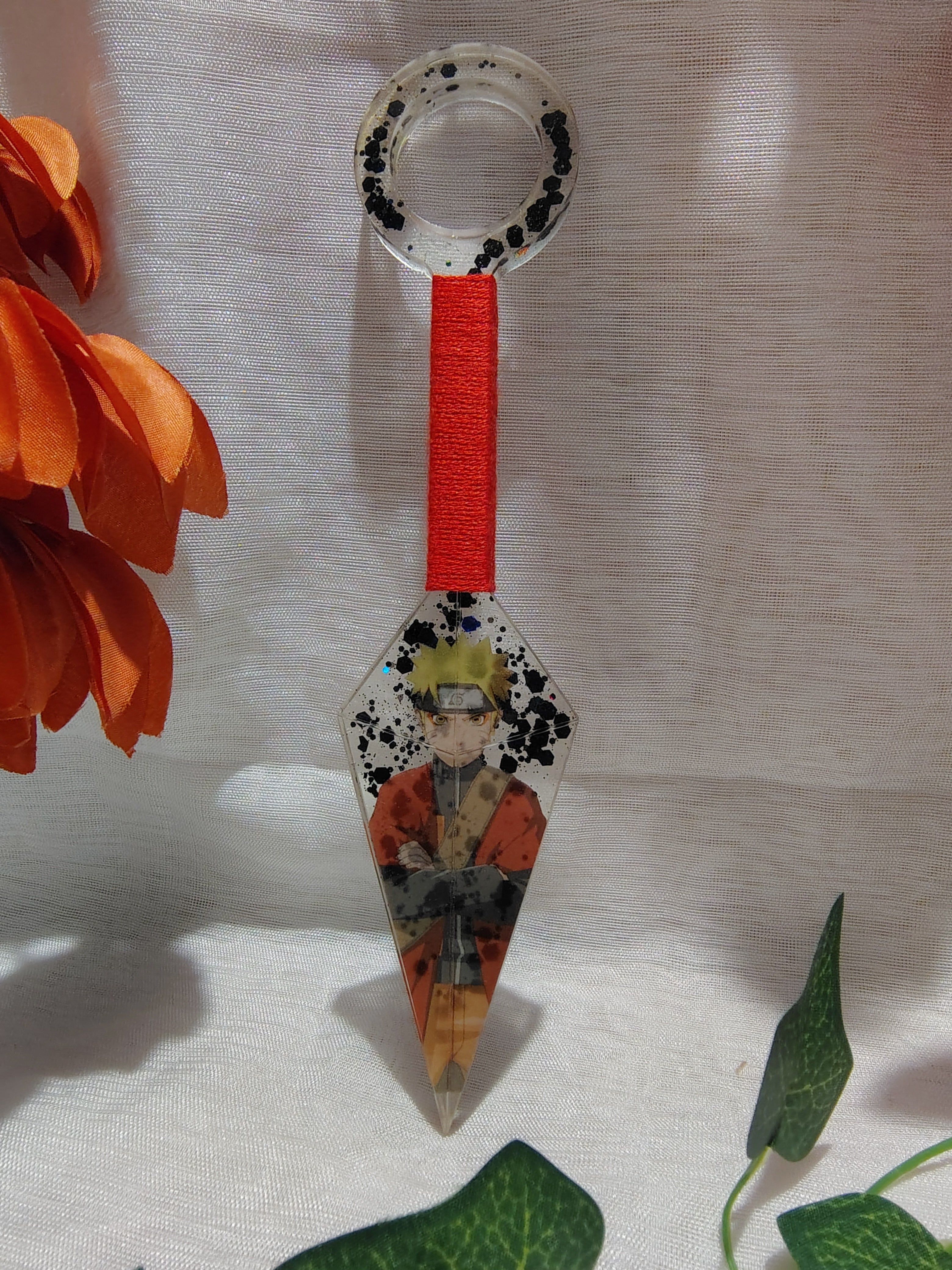 Kunai Manga en Résine Époxy Fait Main – Objet de Décoration Geek & Anime