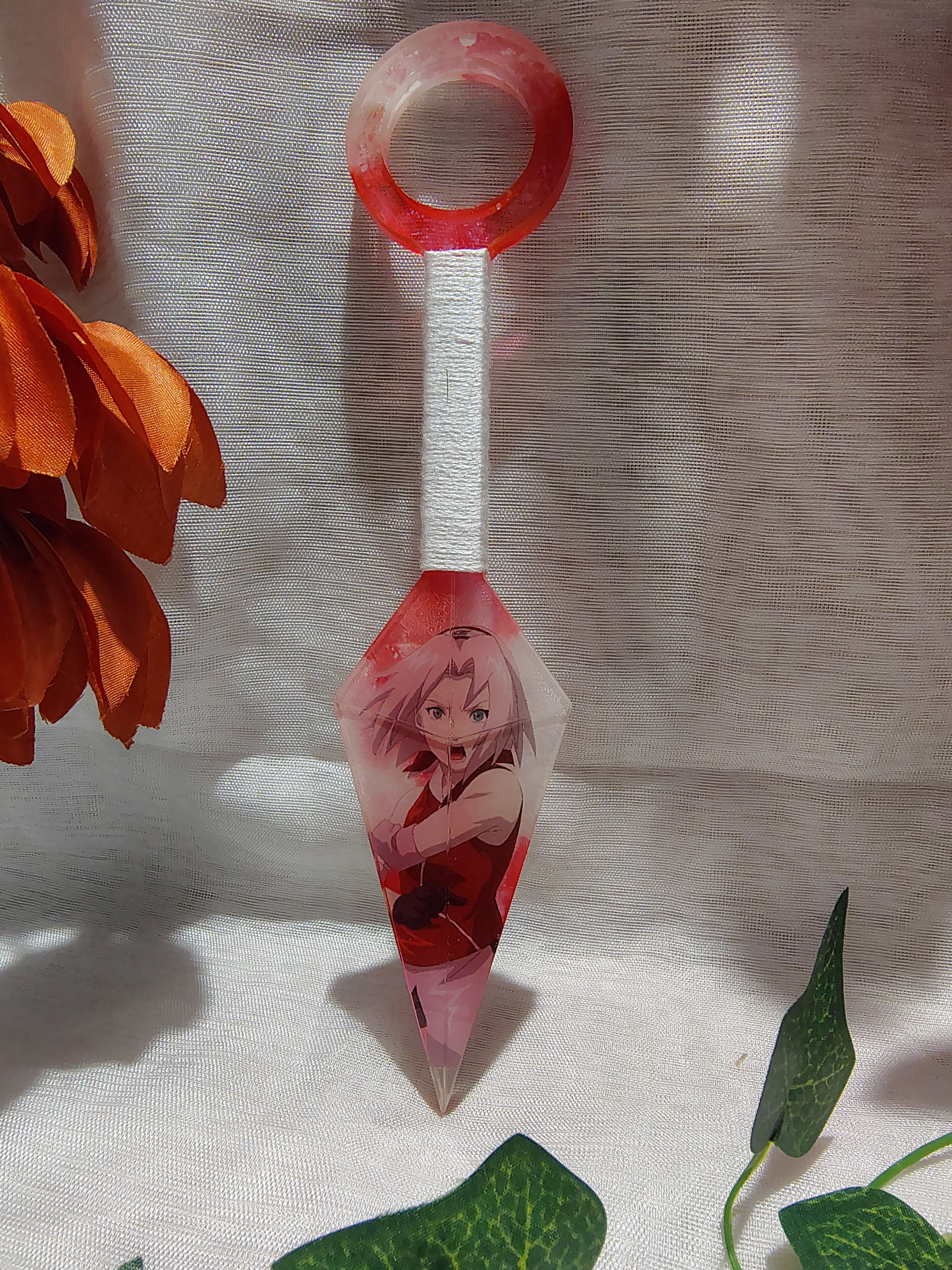 Kunai Manga en Résine Époxy Fait Main – Objet de Décoration Geek & Anime