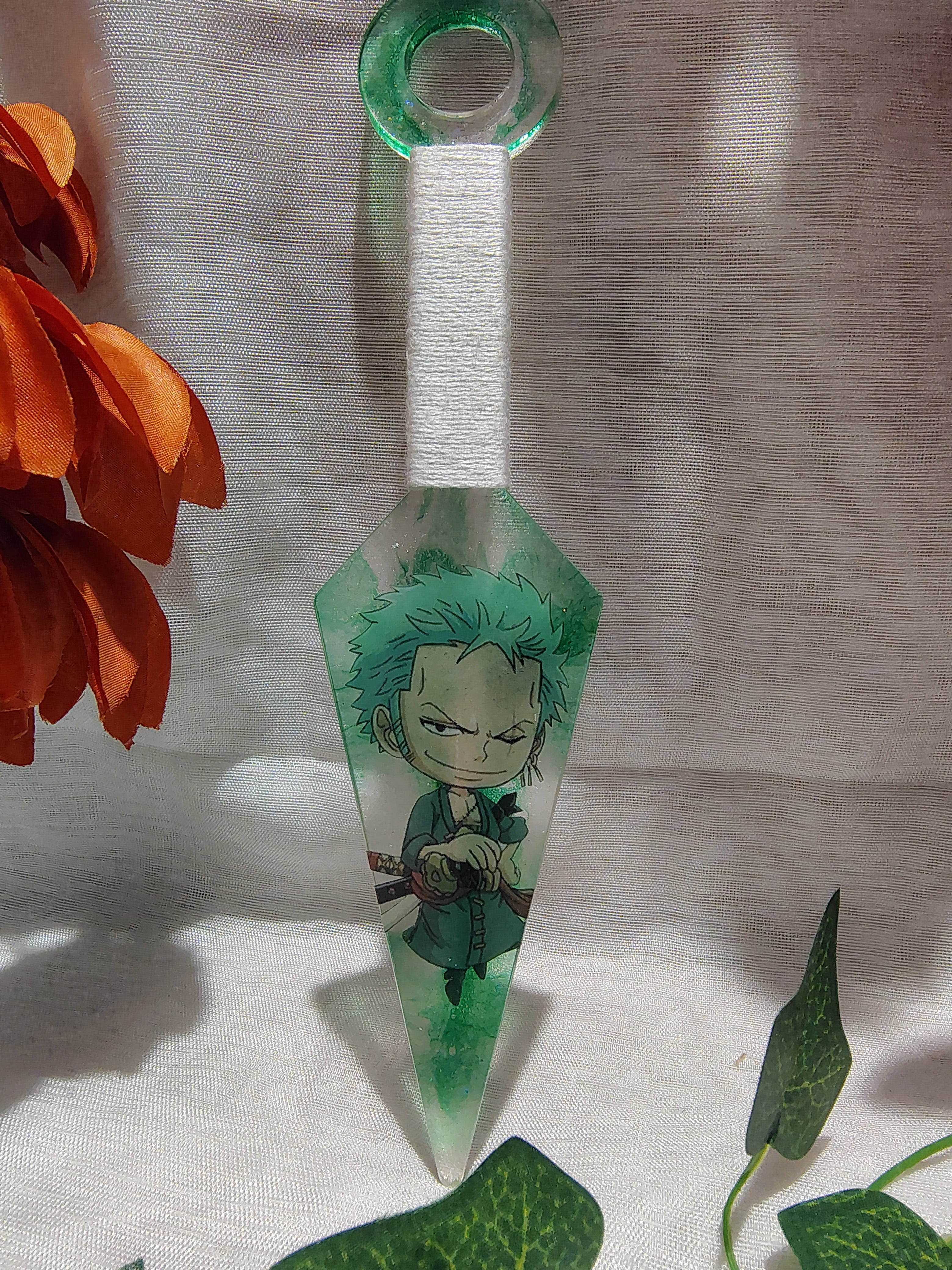 Kunai Manga en Résine Époxy Fait Main – Objet de Décoration Geek & Anime