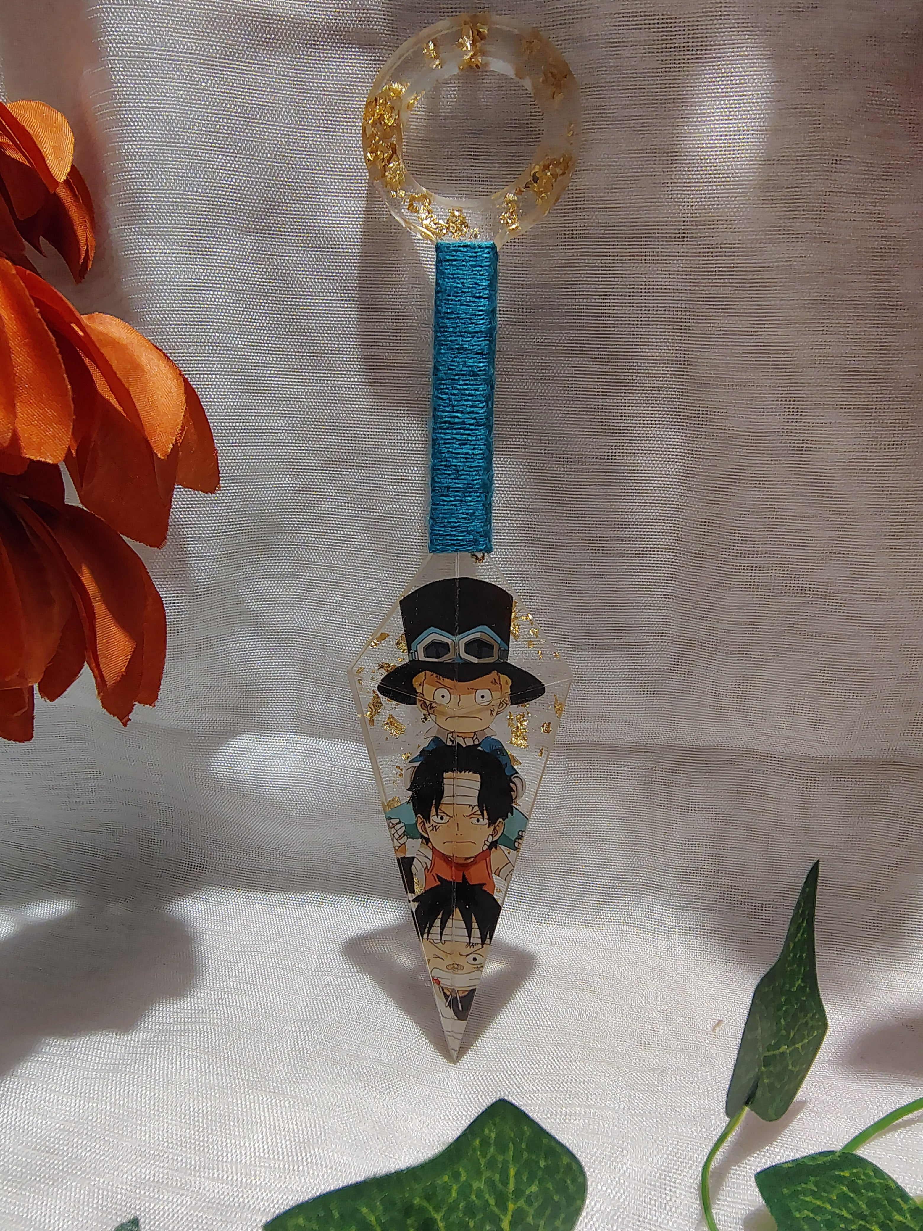 Kunai Manga en Résine Époxy Fait Main – Objet de Décoration Geek & Anime