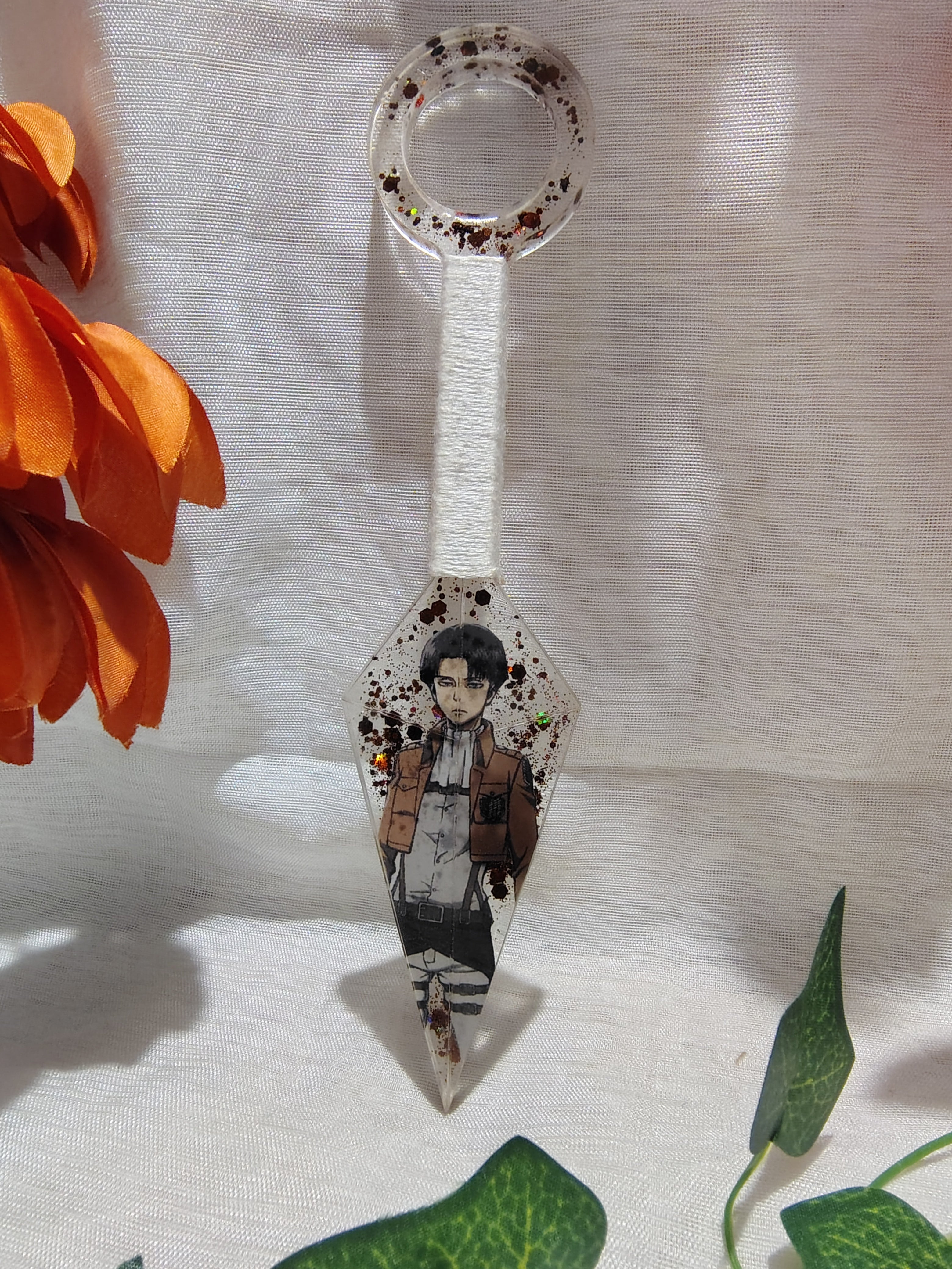 Kunai Manga en Résine Époxy Fait Main – Objet de Décoration Geek & Anime