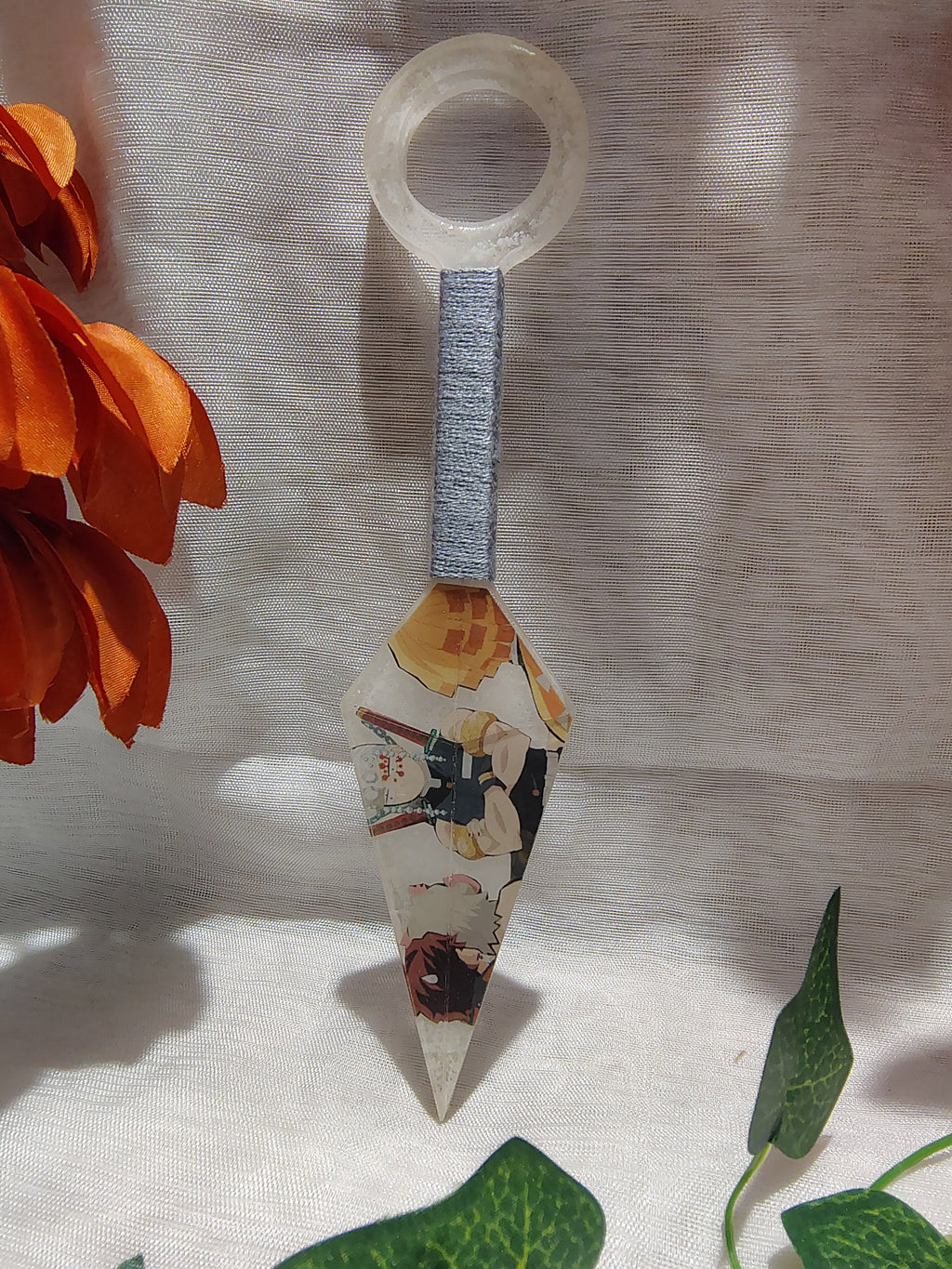 Kunai Manga en Résine Époxy Fait Main – Objet de Décoration Geek & Anime