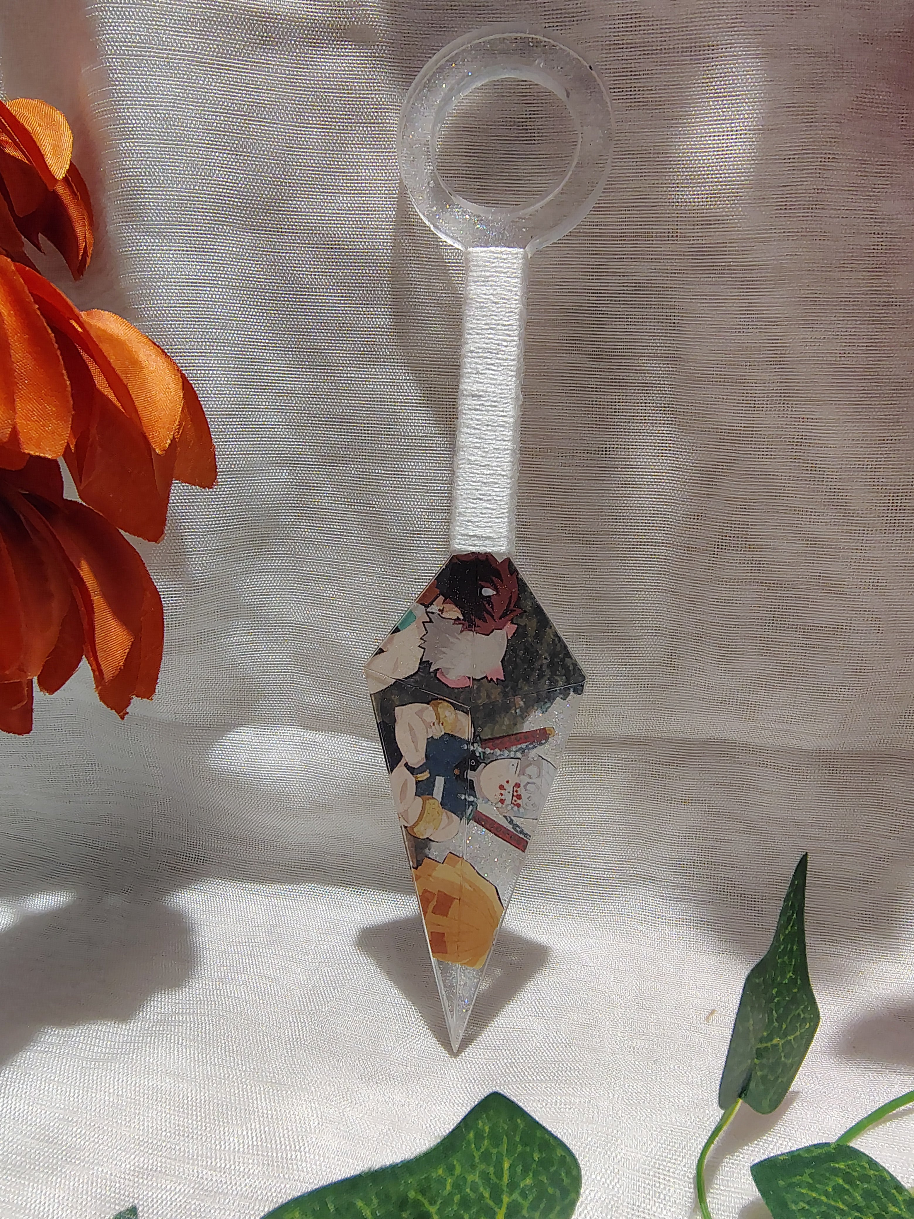 Kunai Manga en Résine Époxy Fait Main – Objet de Décoration Geek & Anime