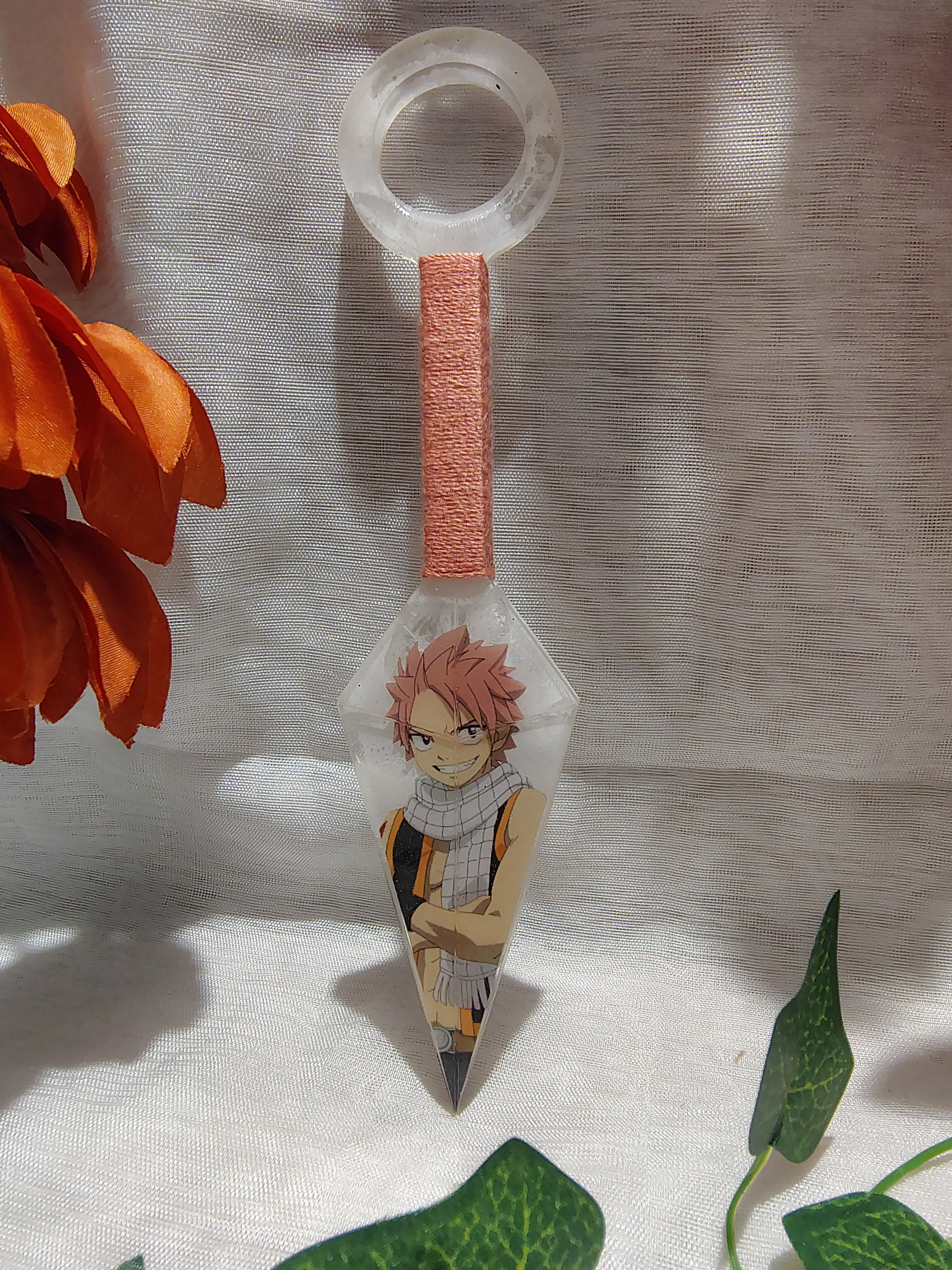 Kunai Manga en Résine Époxy Fait Main – Objet de Décoration Geek & Anime