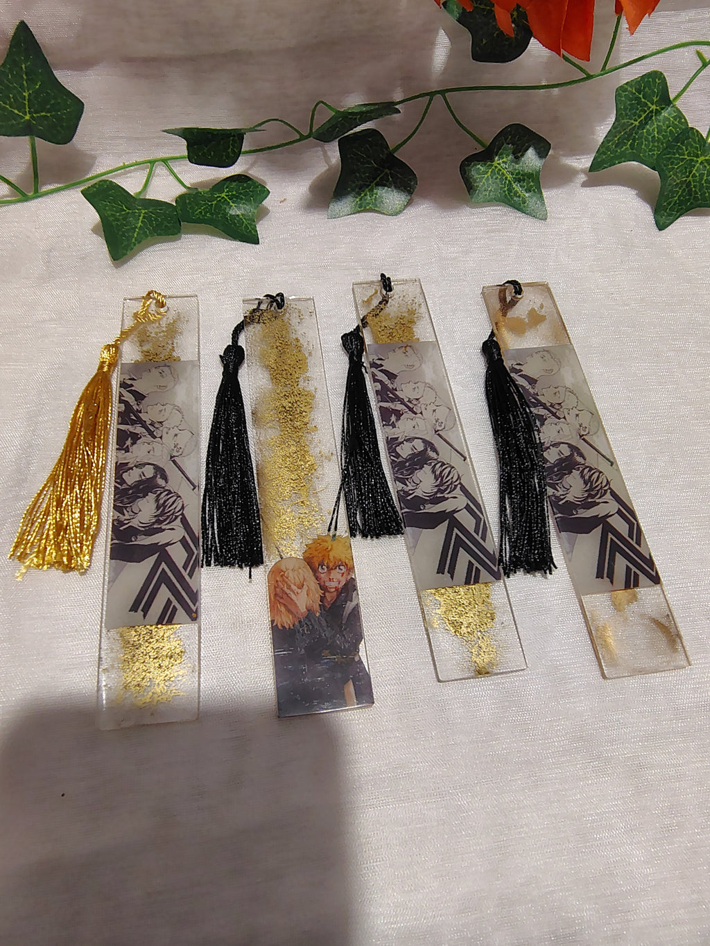 Marque-pages Manga / Anime en Résine Époxy Fait Main – Accessoire de Lecture Geek