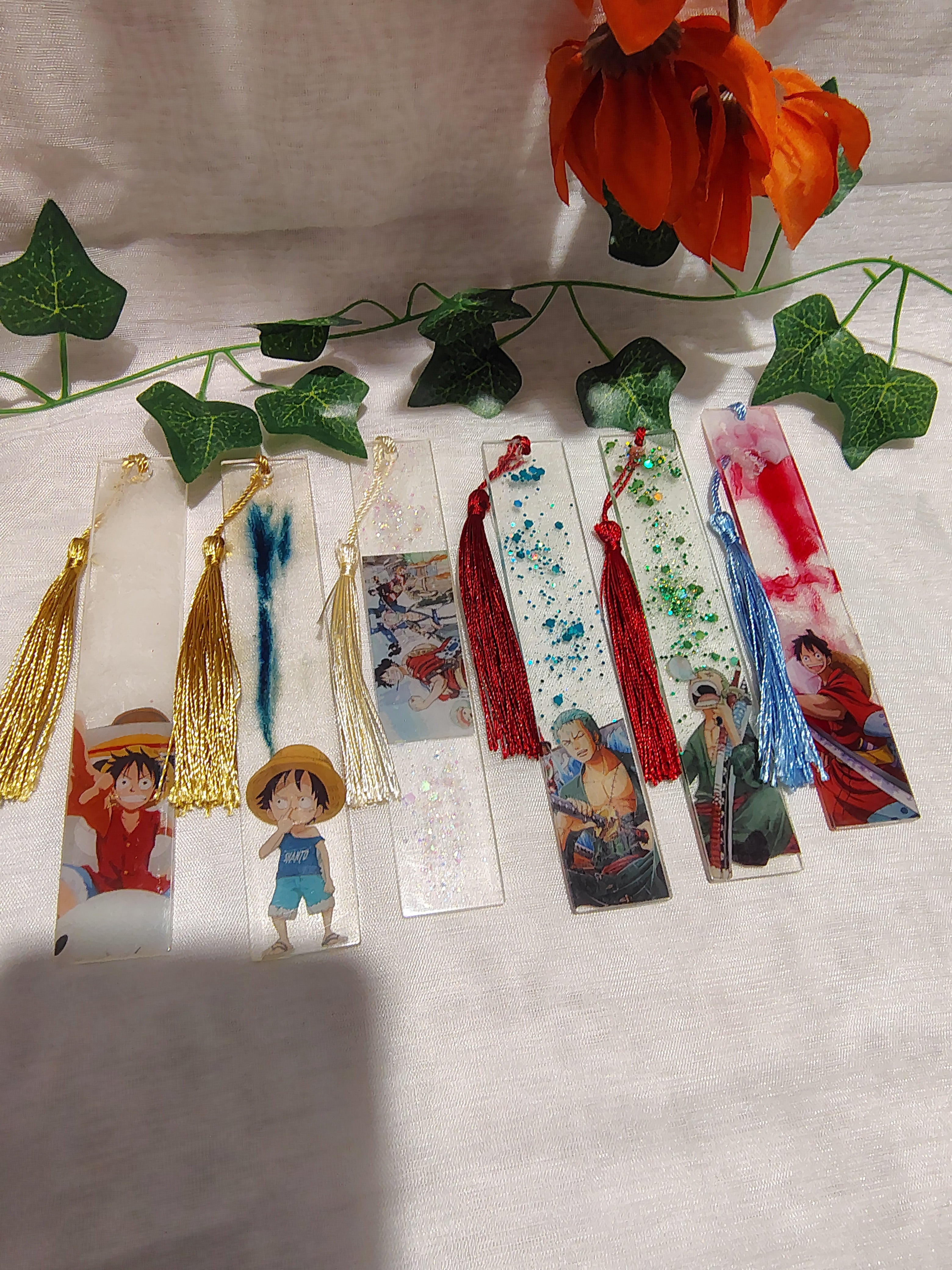 Marque-pages Manga / Anime en Résine Époxy Fait Main – Accessoire de Lecture Geek