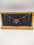 Collier Fleur en résine époxy fait main – Bijou floral artisanal