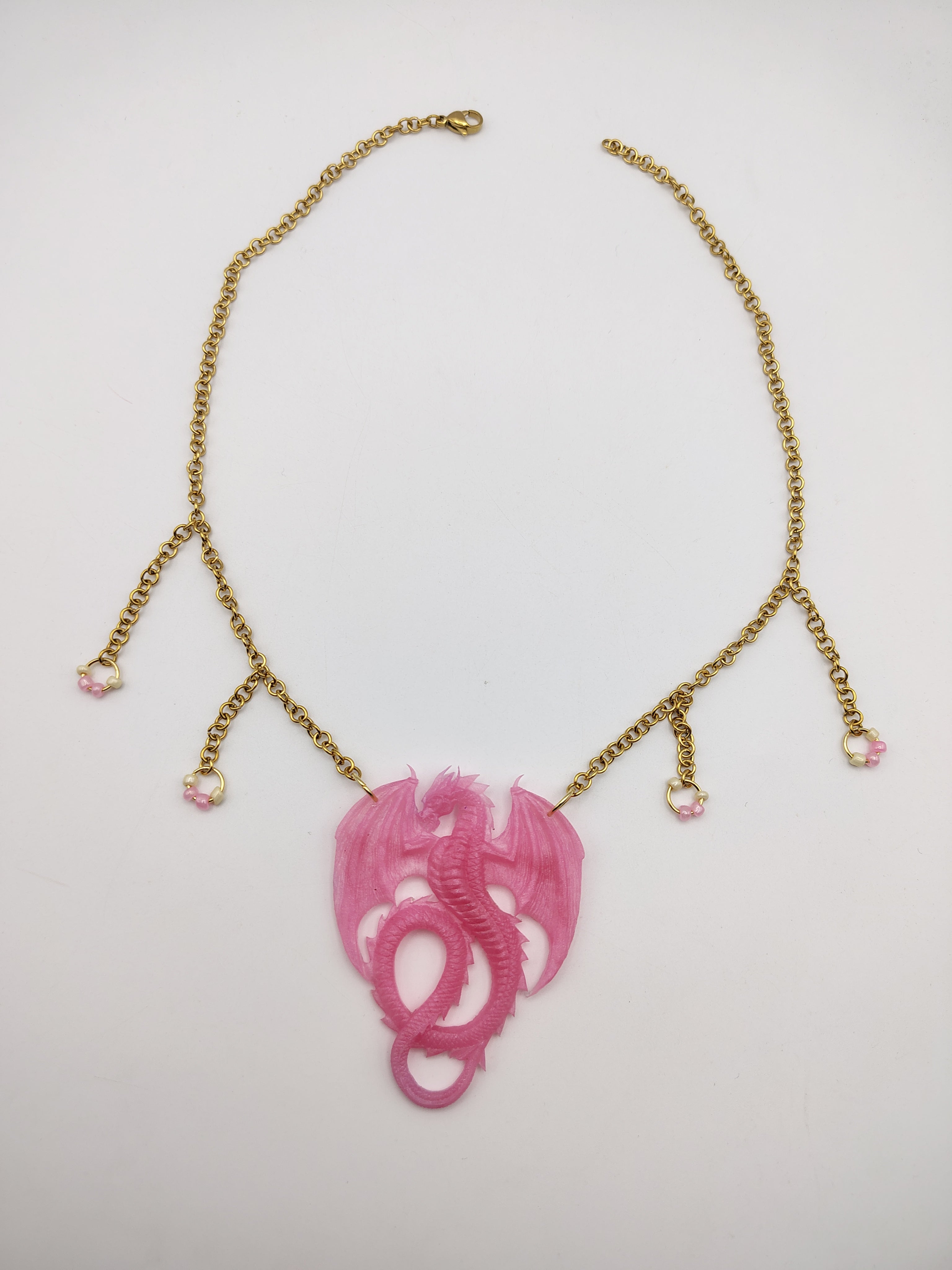Collier Dragon en résine époxy fait main – Bijou fantasy artisanal