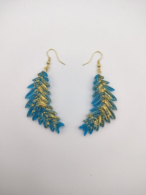 Boucles d’oreilles Feuille en résine époxy faites main – Bijou nature artisanal