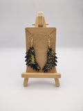 Boucles d’oreilles Feuille en résine époxy faites main – Bijou nature artisanal