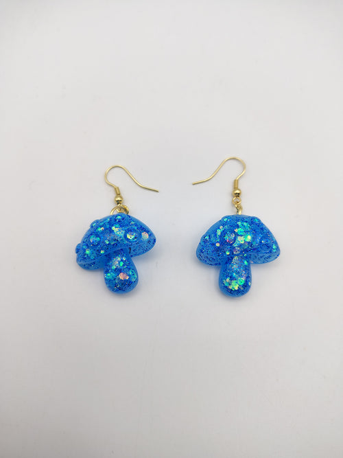 Boucles d’oreilles Champignon en résine époxy fait main – Bijou féerique artisanal